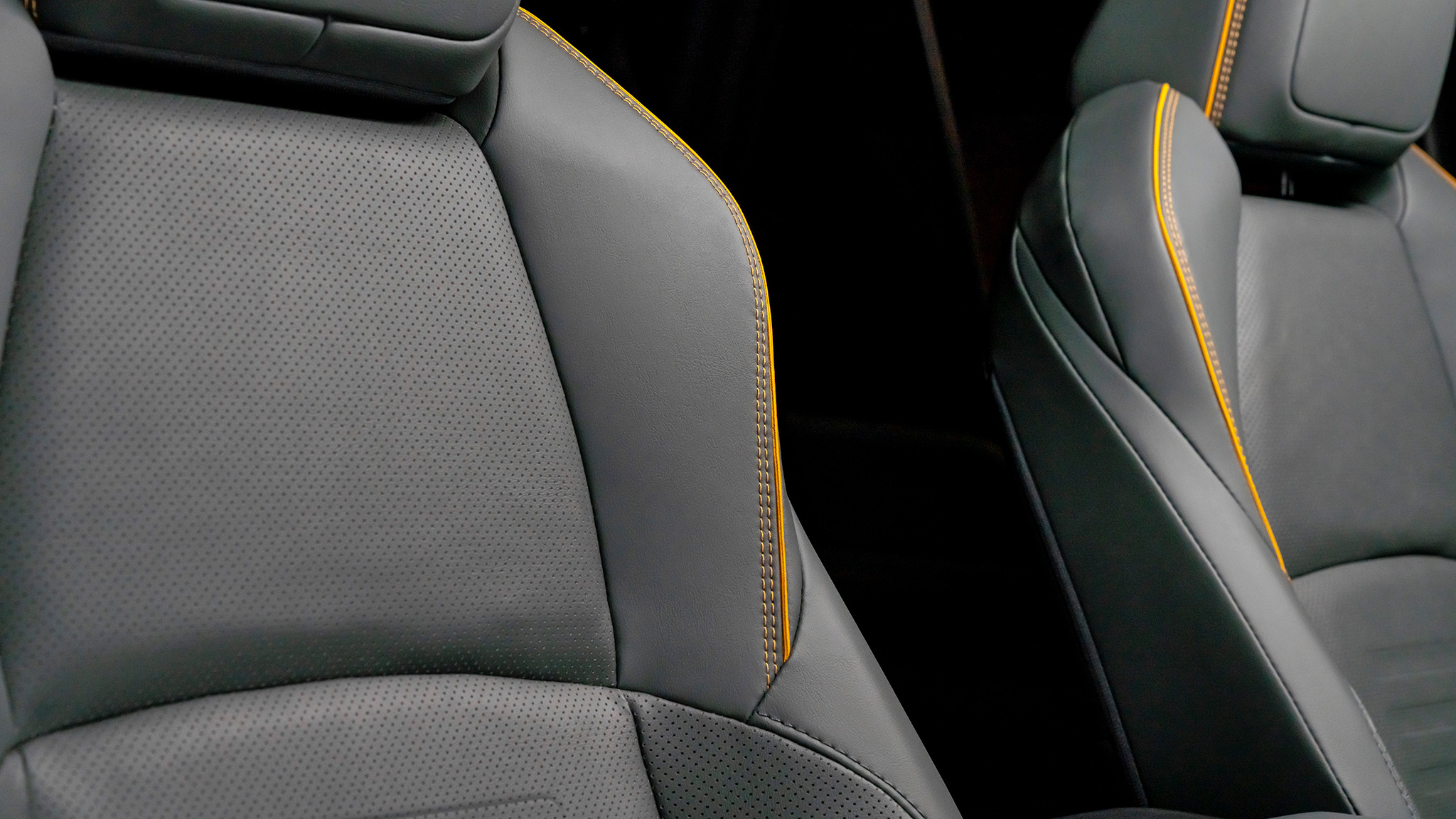 2025 Toyota 4Runner Trailhunter interior 10