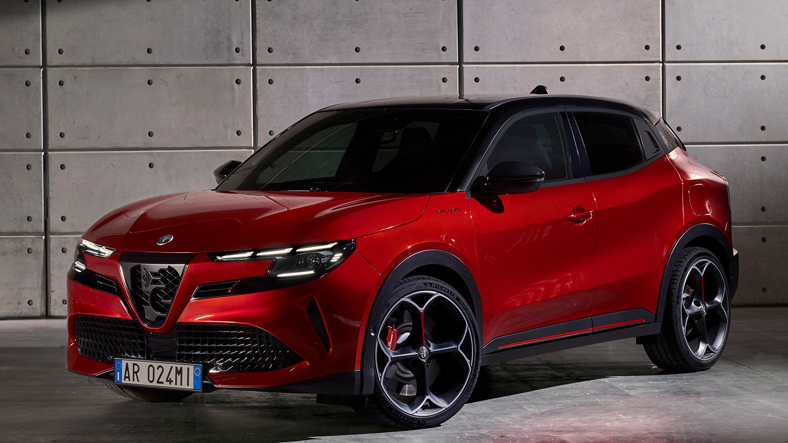 2025 Alfa Romeo Miilano SUV 15