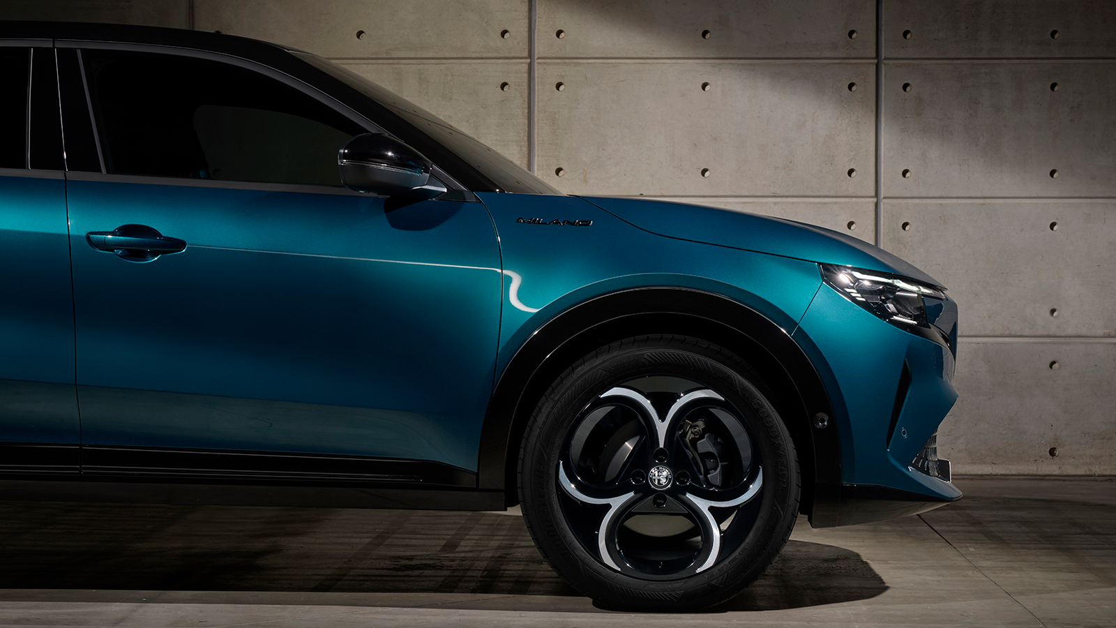 2025 Alfa Romeo Miilano SUV 6