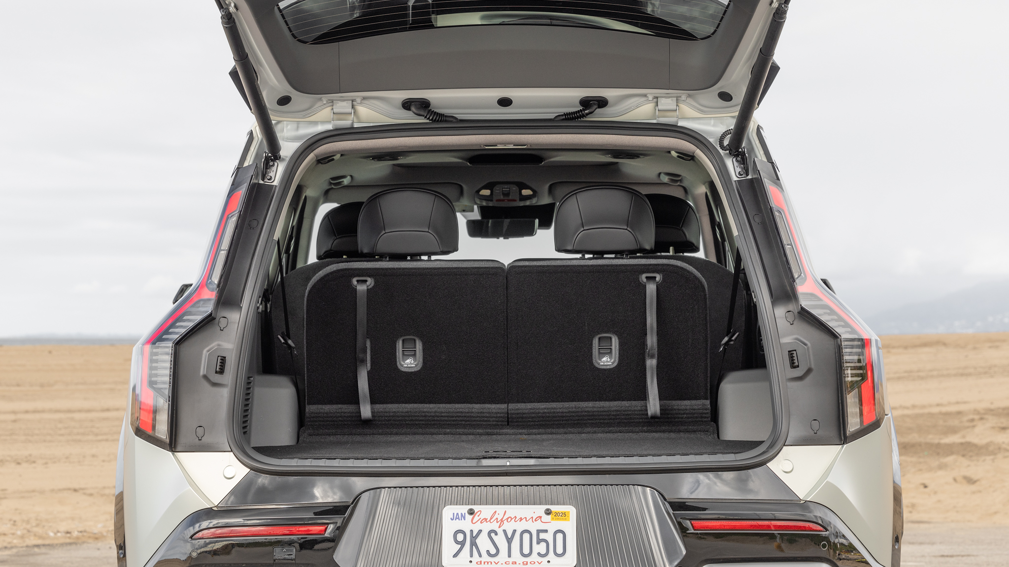 032 2024 Kia EV9 AWD