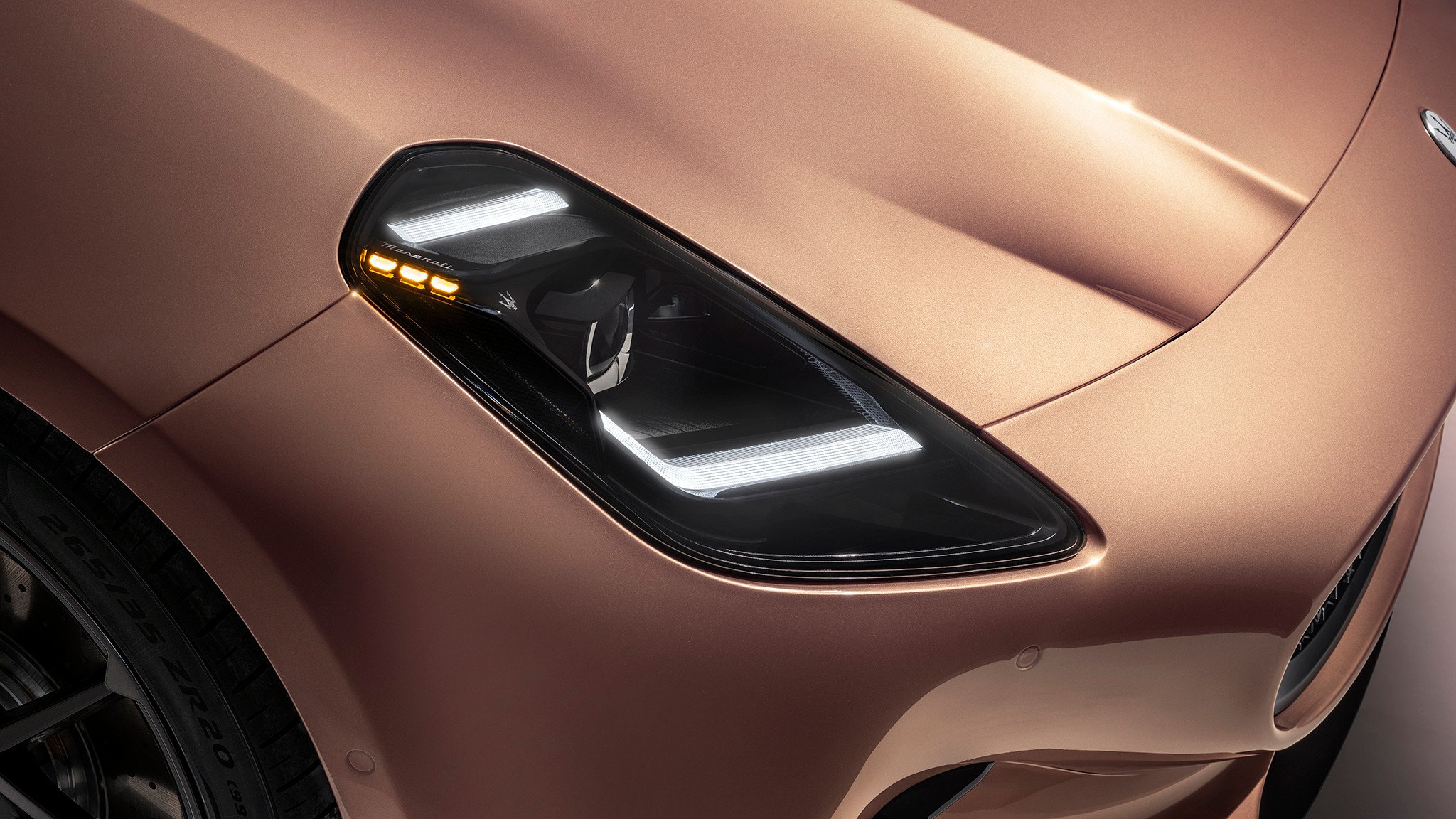 16 2024 Maserati GranCabrio Folgore