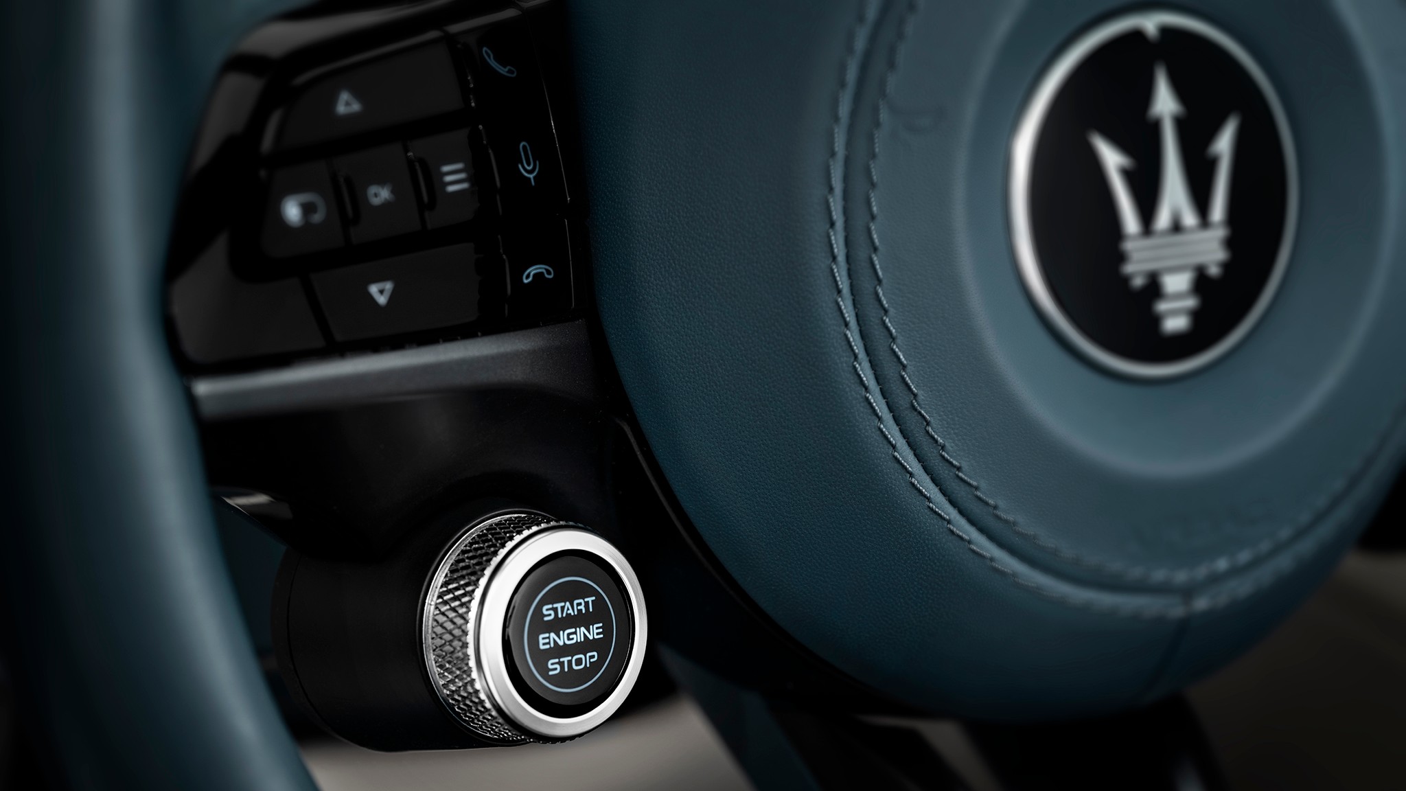 39 2024 Maserati GranCabrio Folgore