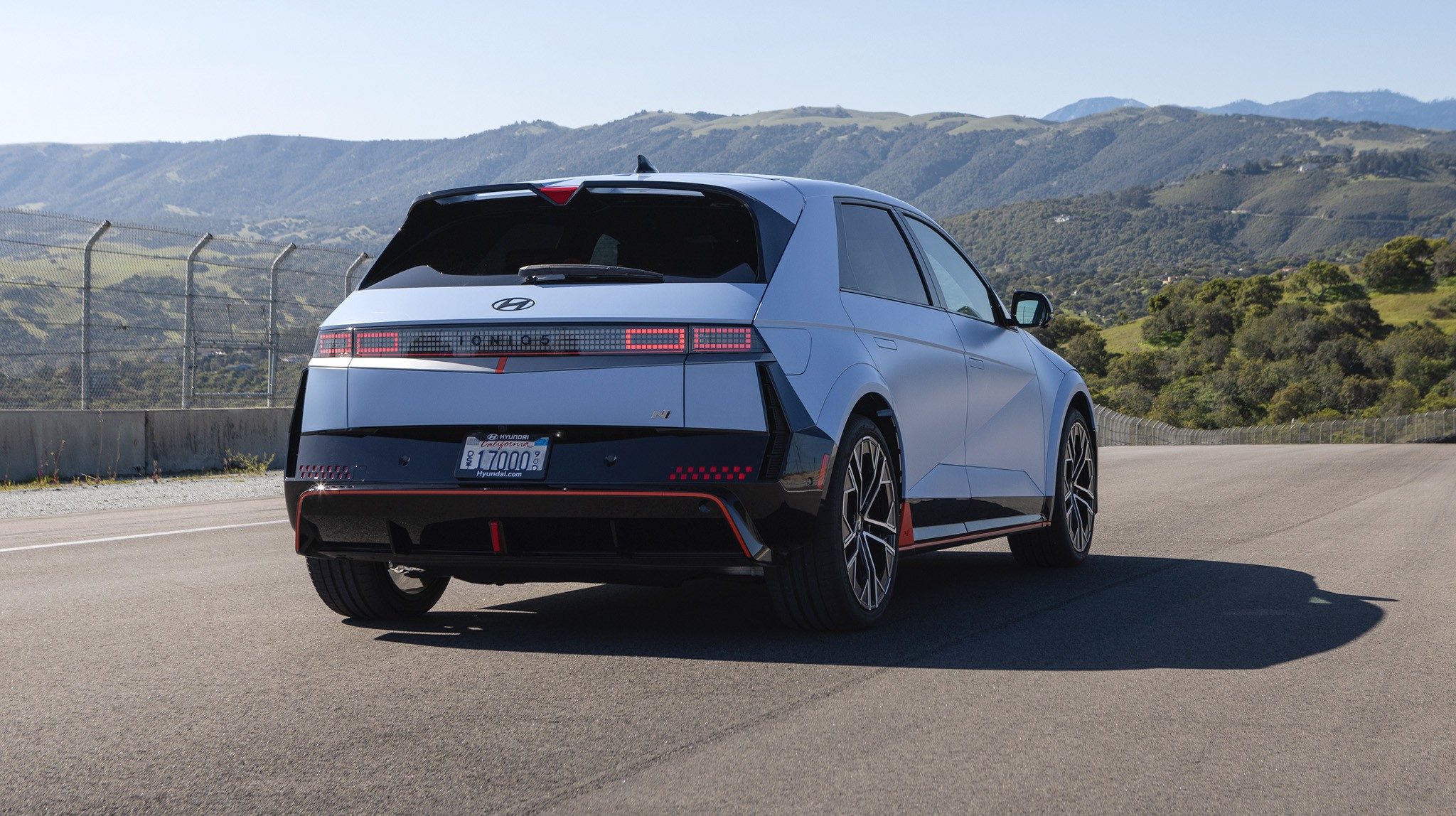 59607 2025 Hyundai Ioniq 5N Track