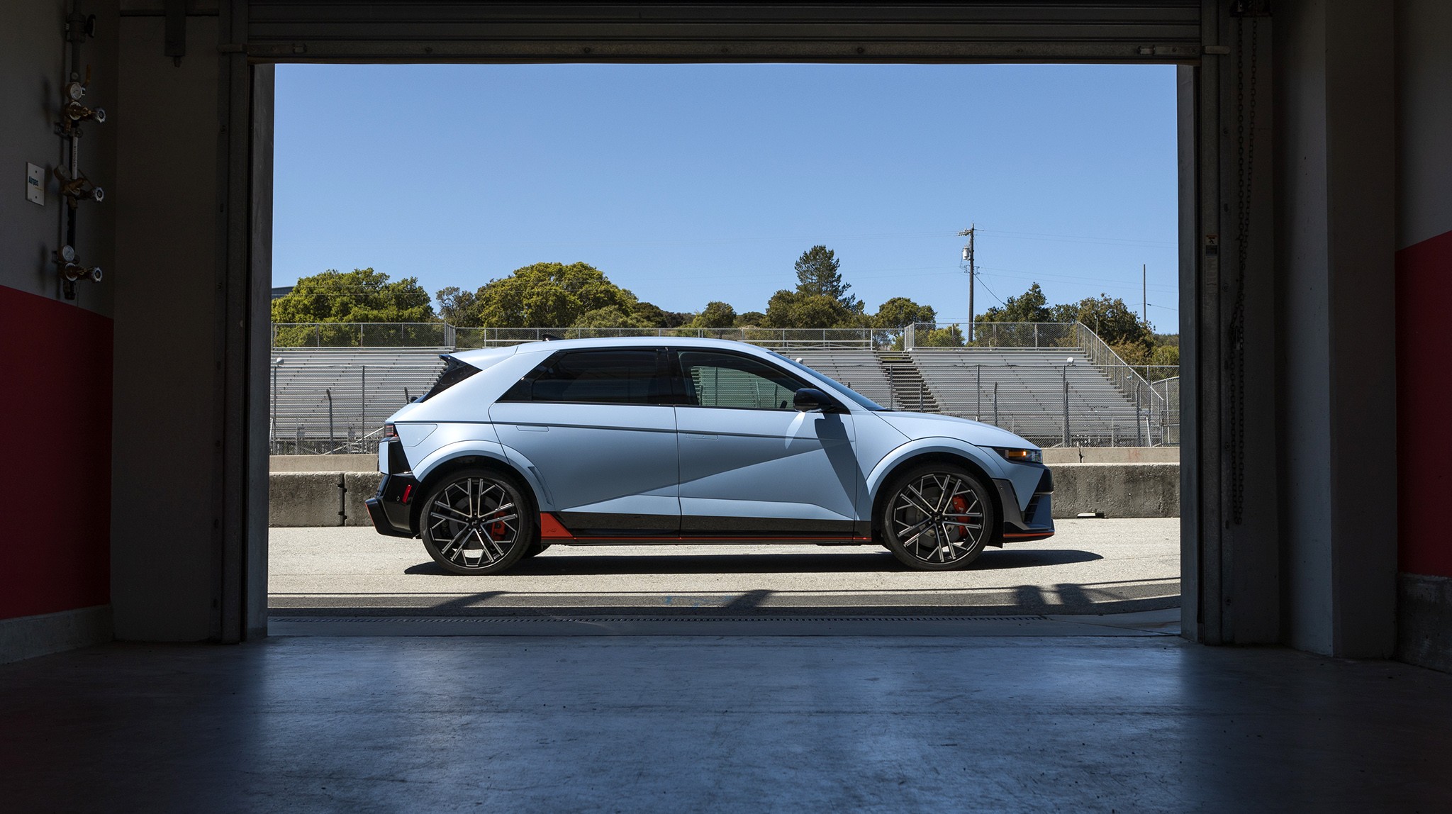 59617 2025 Hyundai Ioniq 5N Track