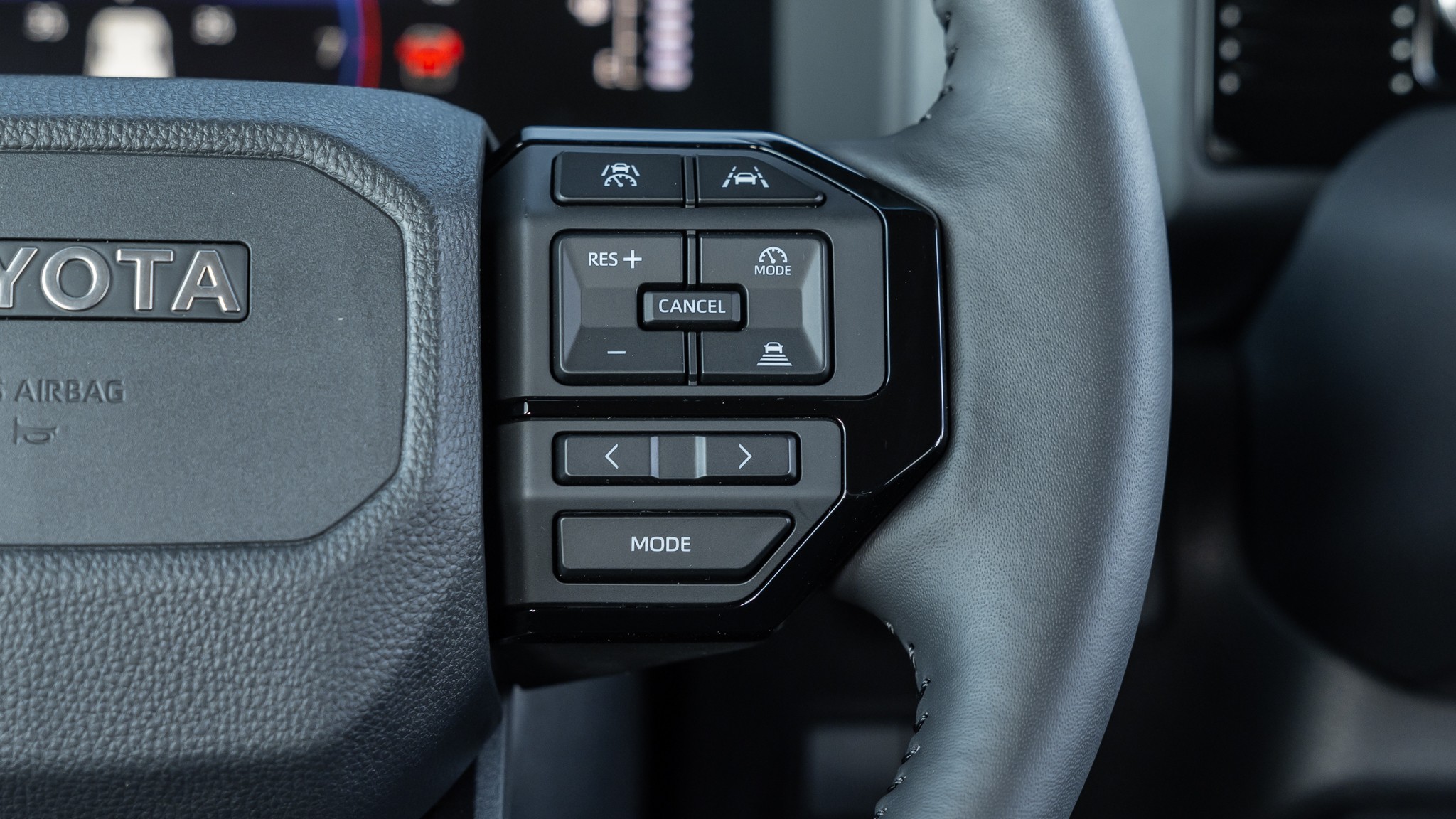 009 2025 Toyota Land Cruiser