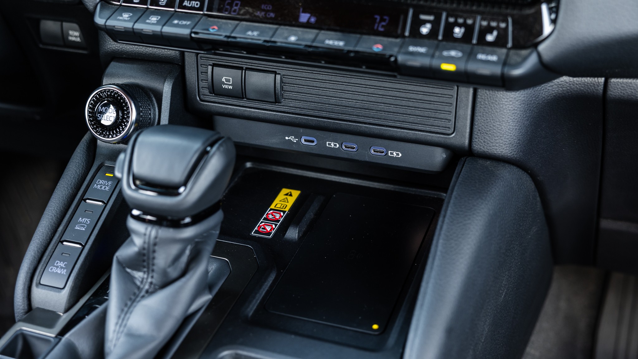 046 2025 Toyota Land Cruiser