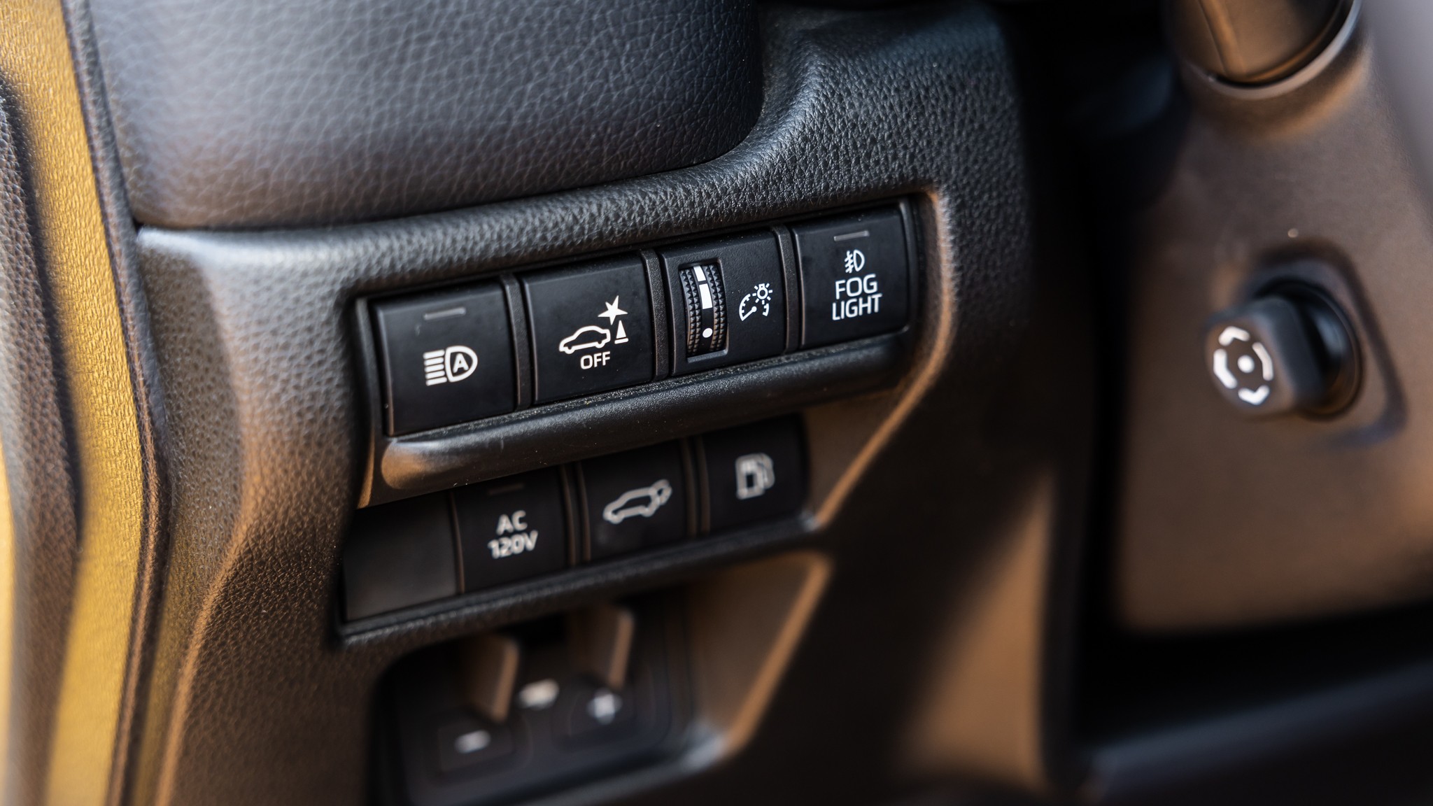 048 2025 Toyota Land Cruiser