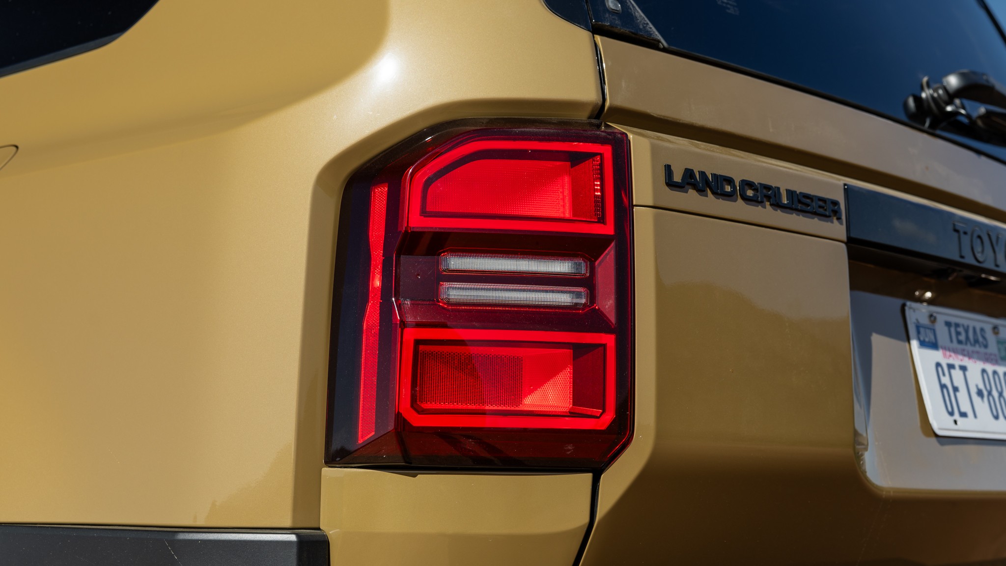 064 2025 Toyota Land Cruiser