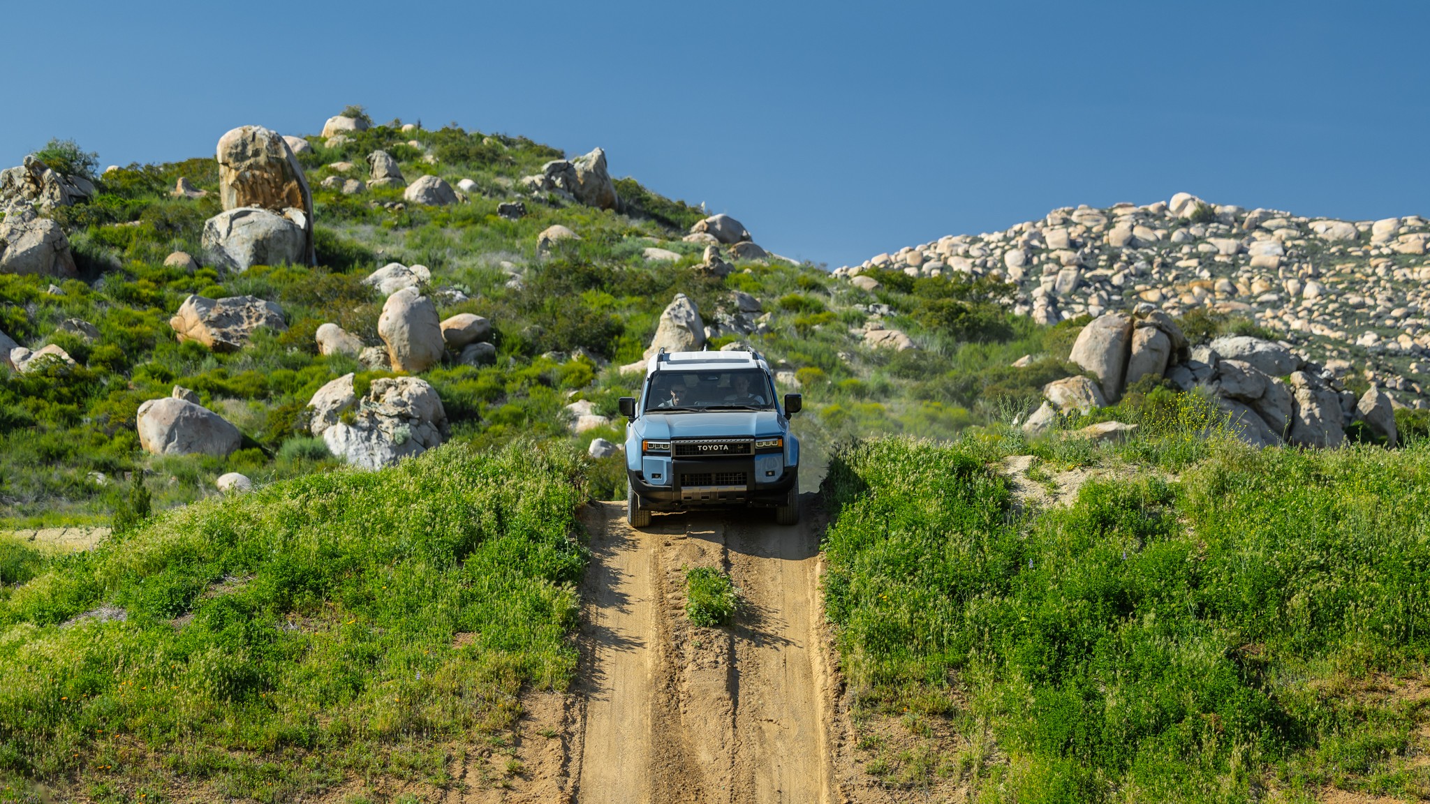 075 2025 Toyota Land Cruiser