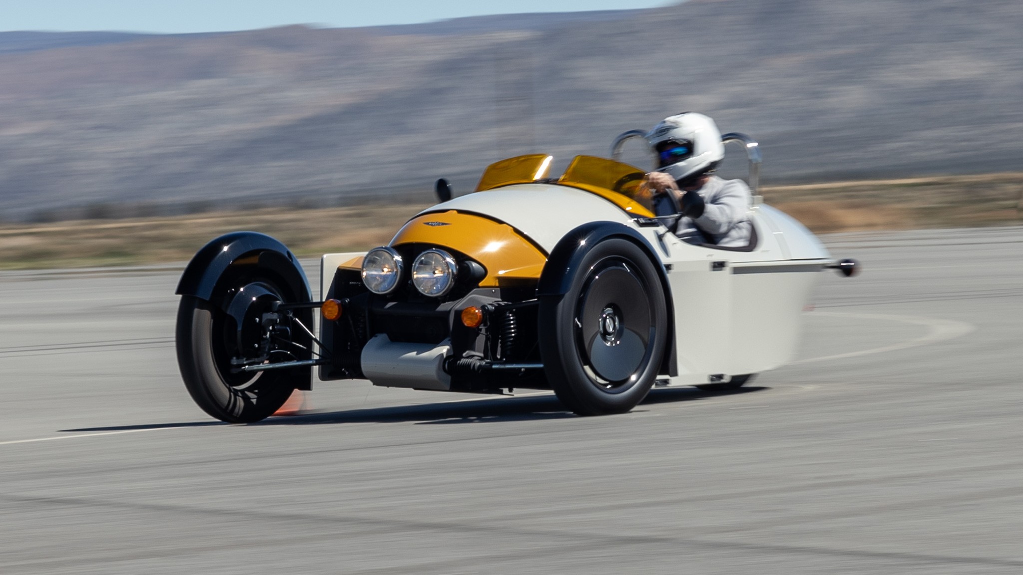 037 2024 Morgan Super 3