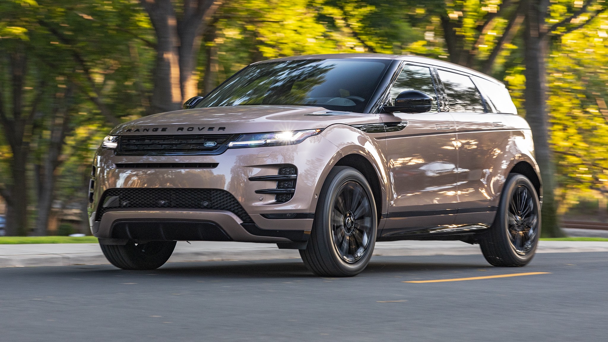 003 2024 Range Rover Evoque