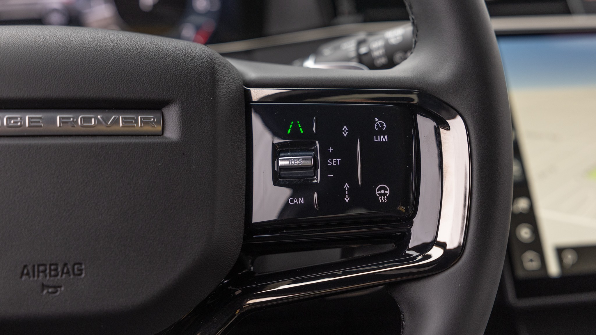 018 2024 Range Rover Evoque