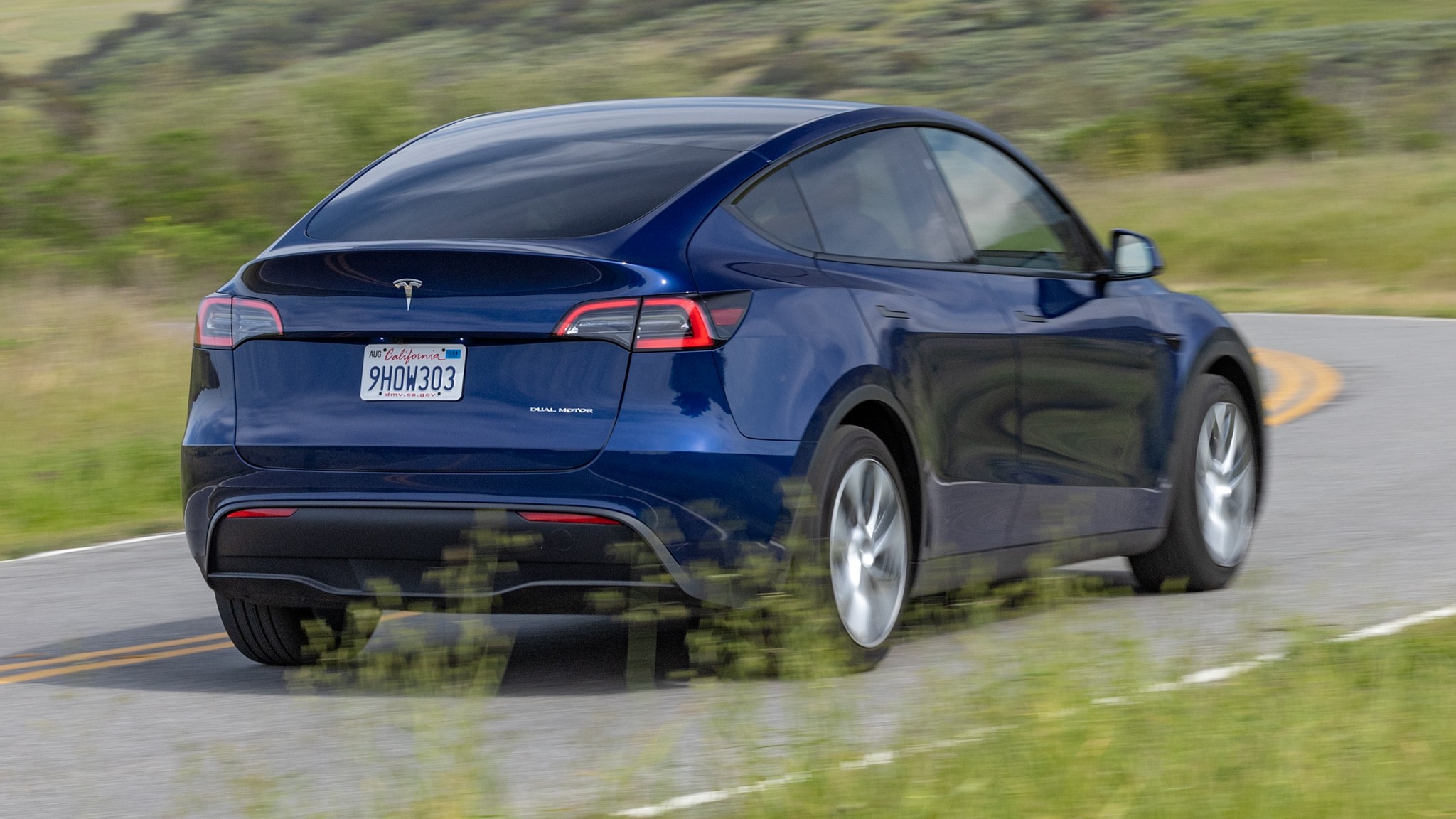 005 2023 Tesla Model Y