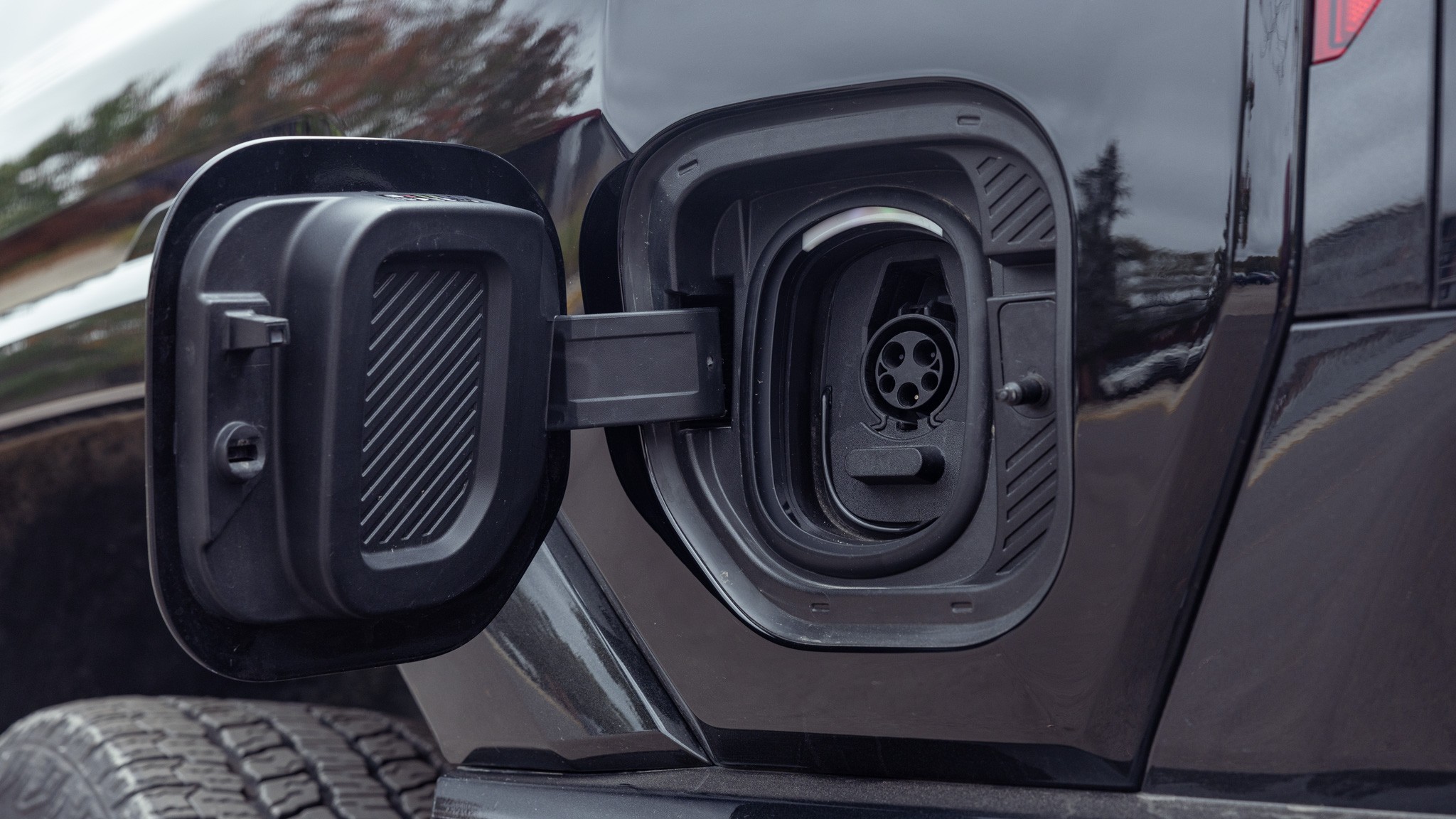 028 2023 GMC Hummer EV3X