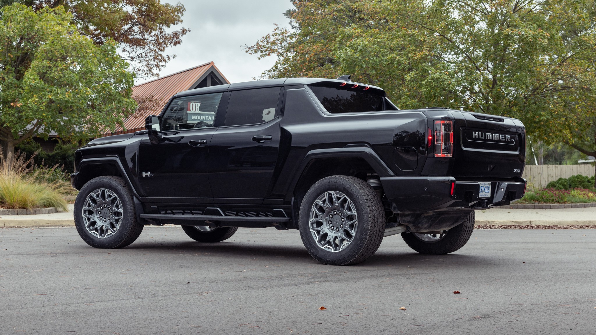 024 2023 GMC Hummer EV3X