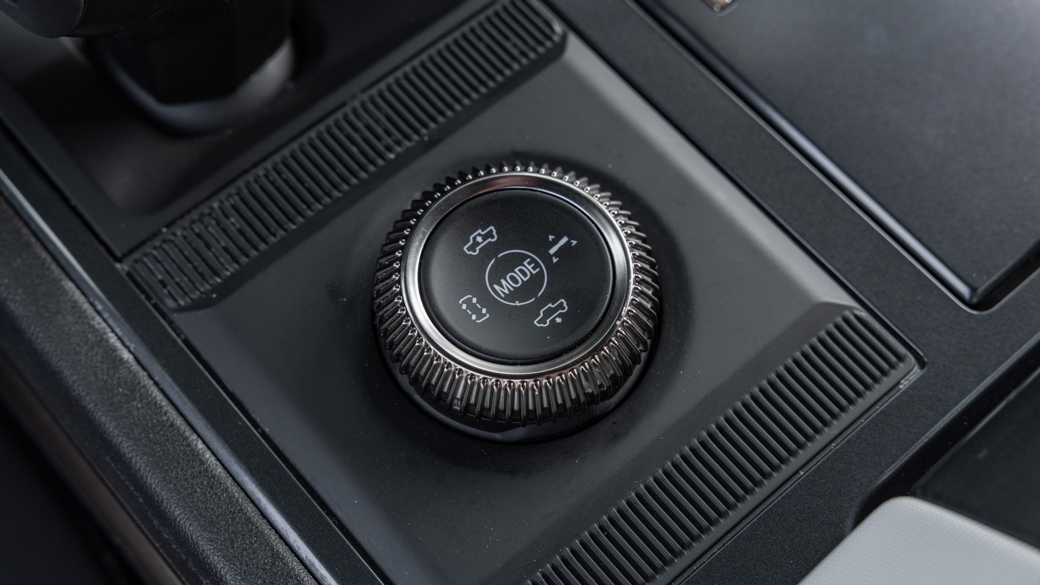 007 2023 GMC Hummer EV3X