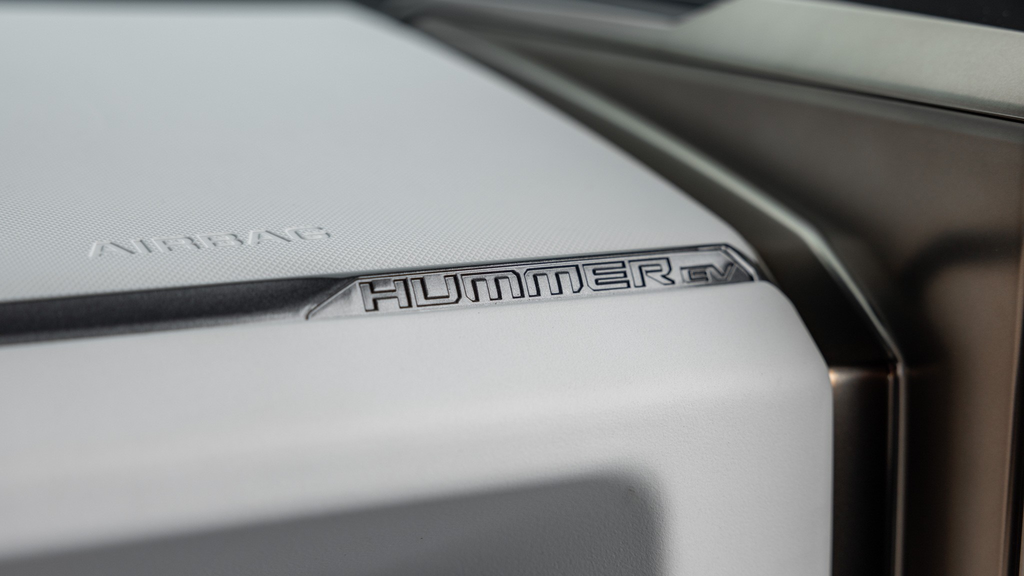 004 2023 GMC Hummer EV3X