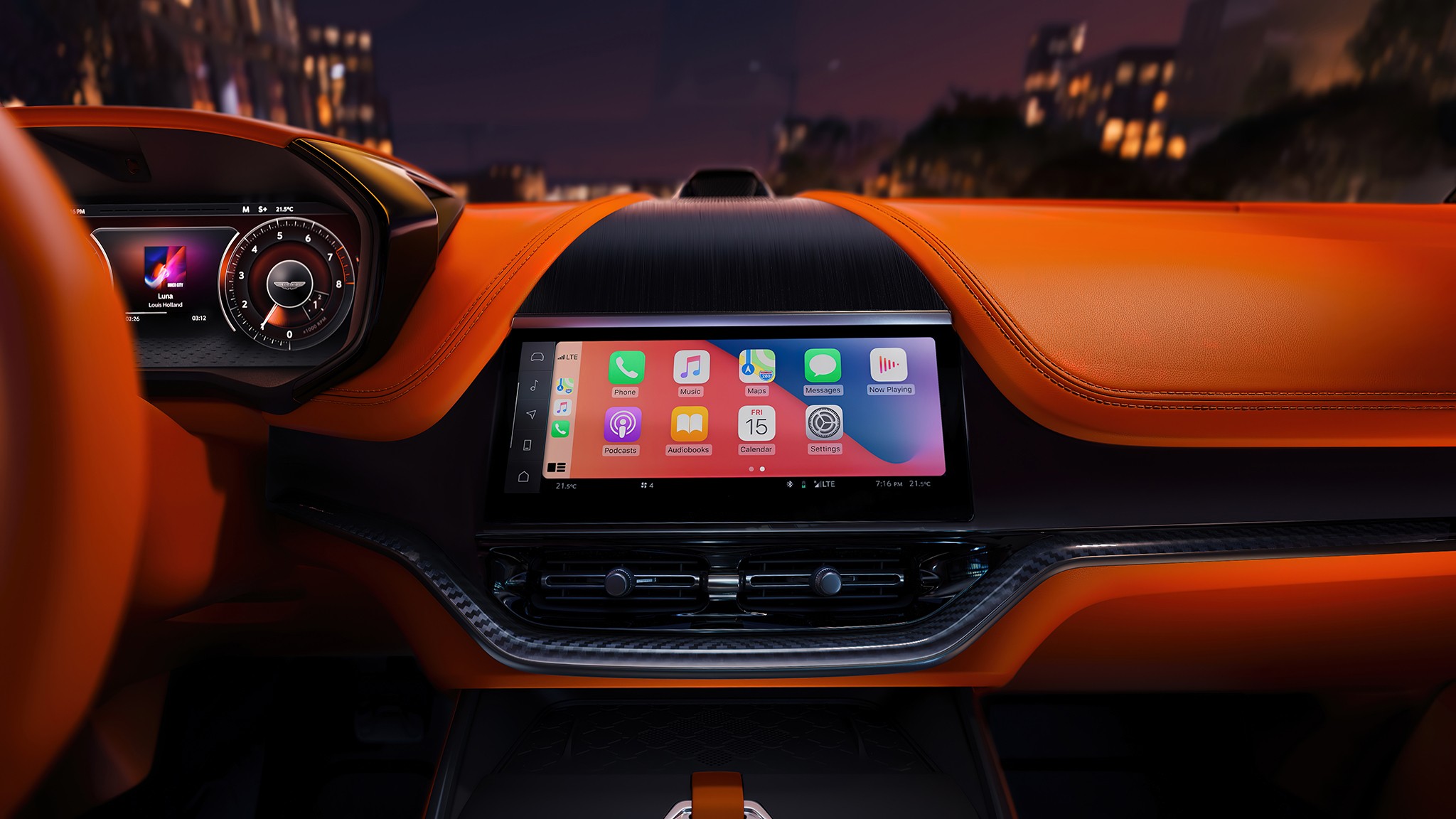 Aston Martin DBX707 11