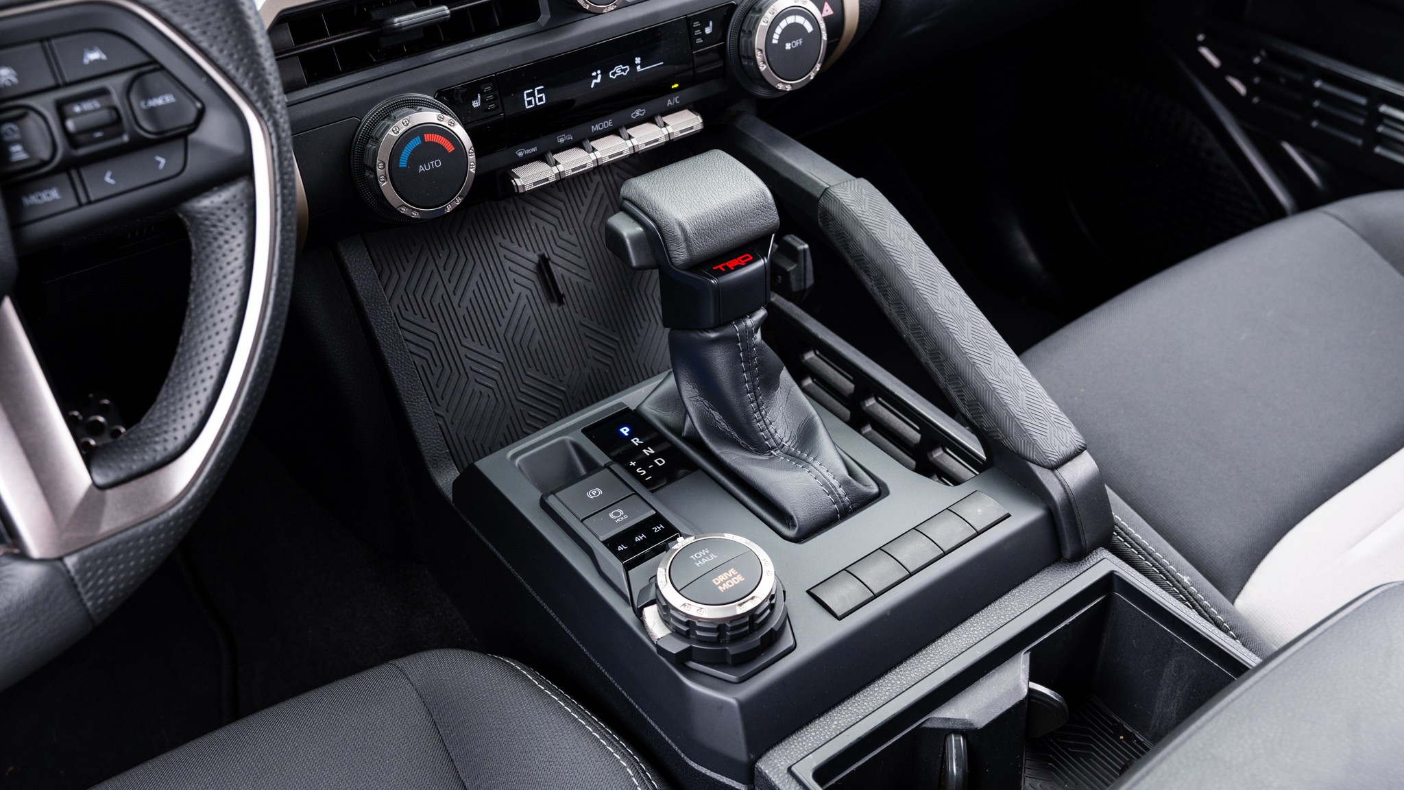 011 2024 Toyota Tacoma TRD Sport