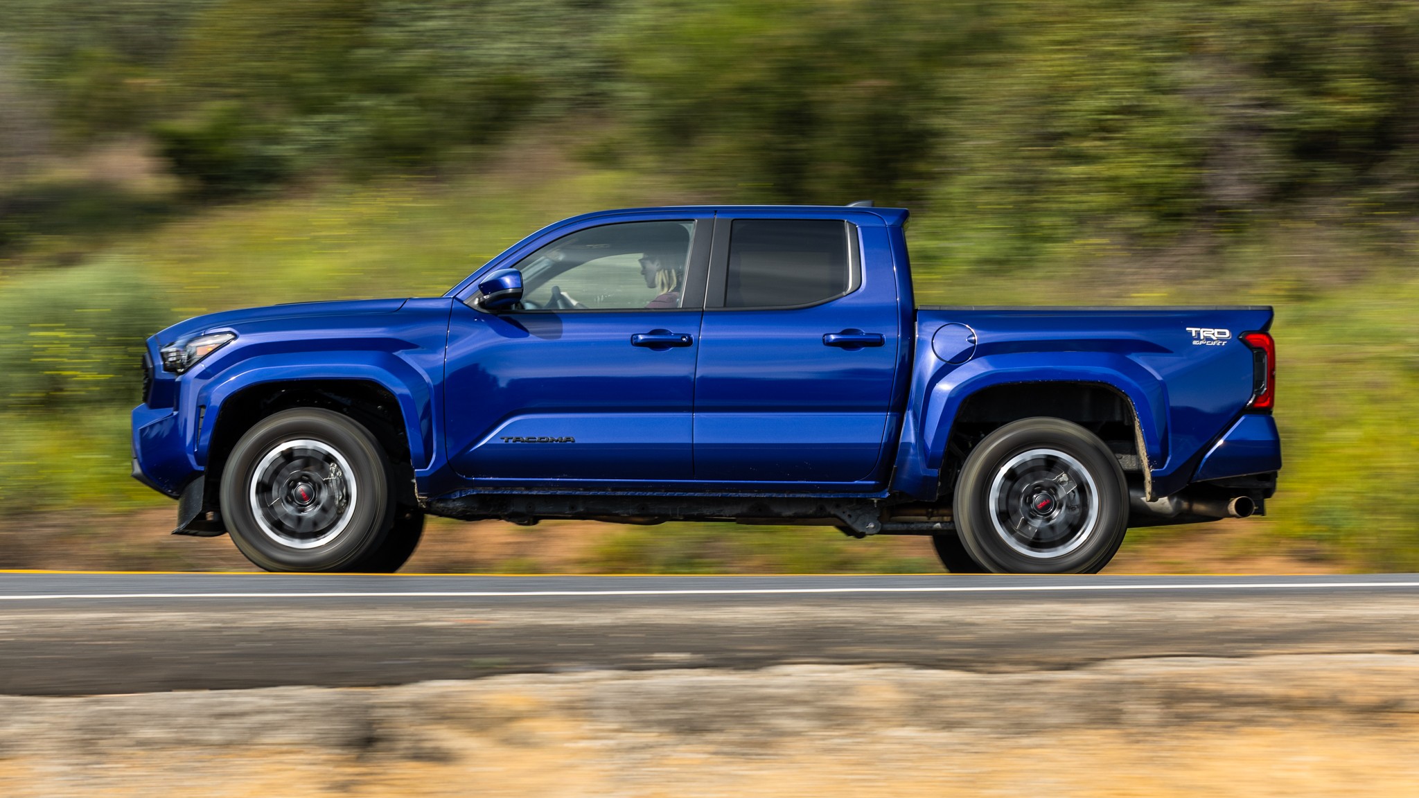 025 2024 Toyota Tacoma TRD Sport