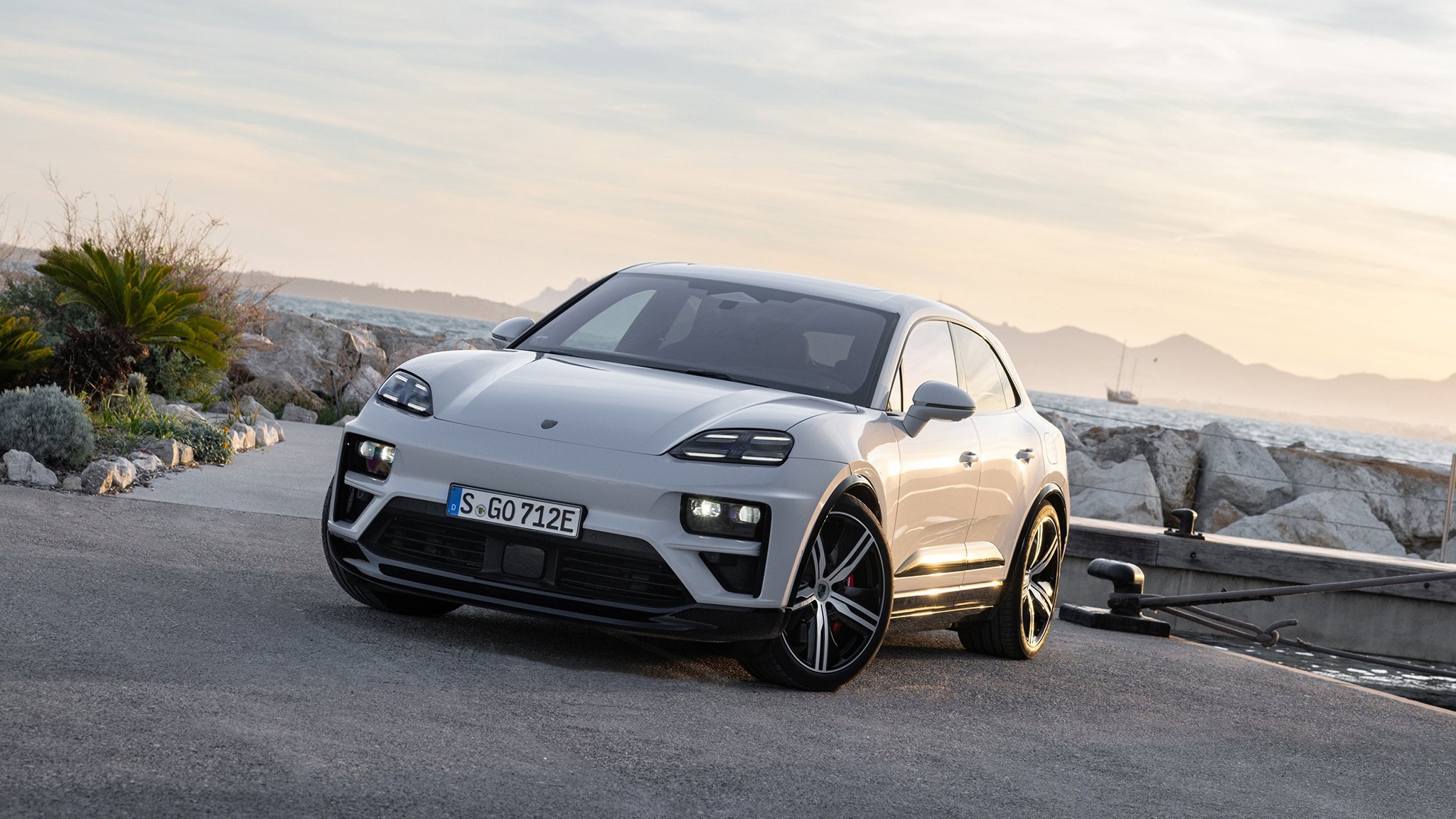 09 2024 Porsche Macan EV