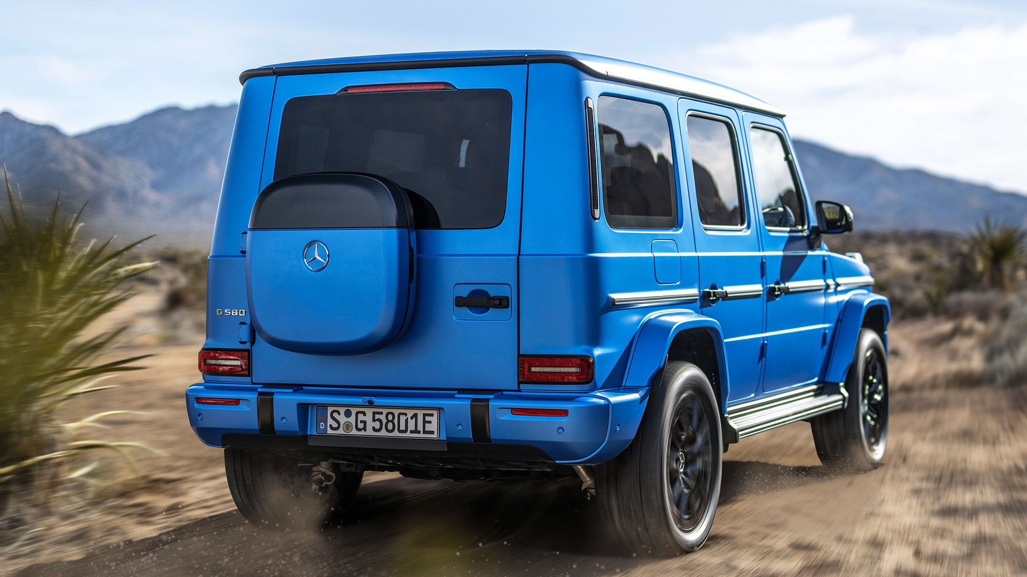 007 2025 mercedes benz g580