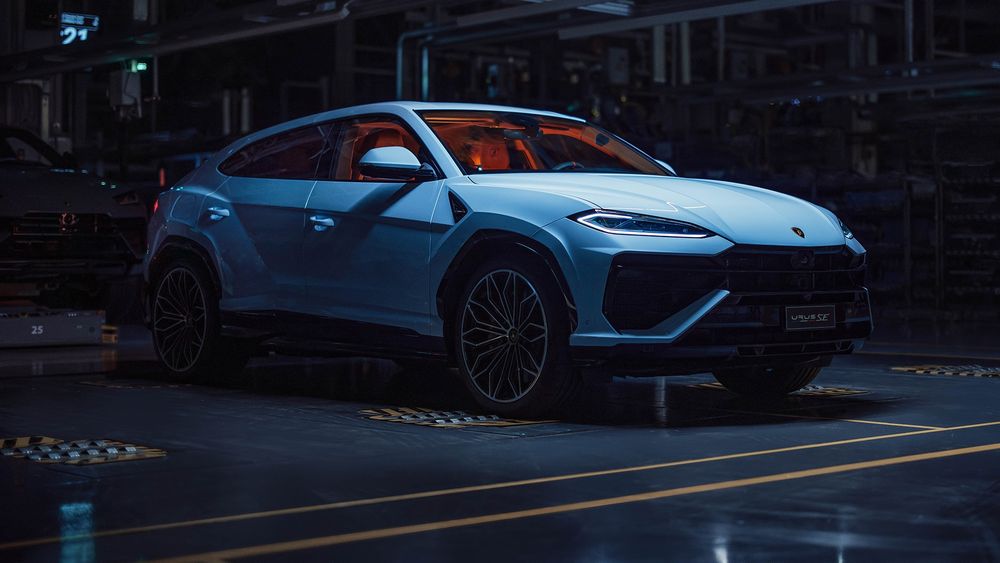 2024 Lamborghini Urus SE plug in hybrid SUV 52