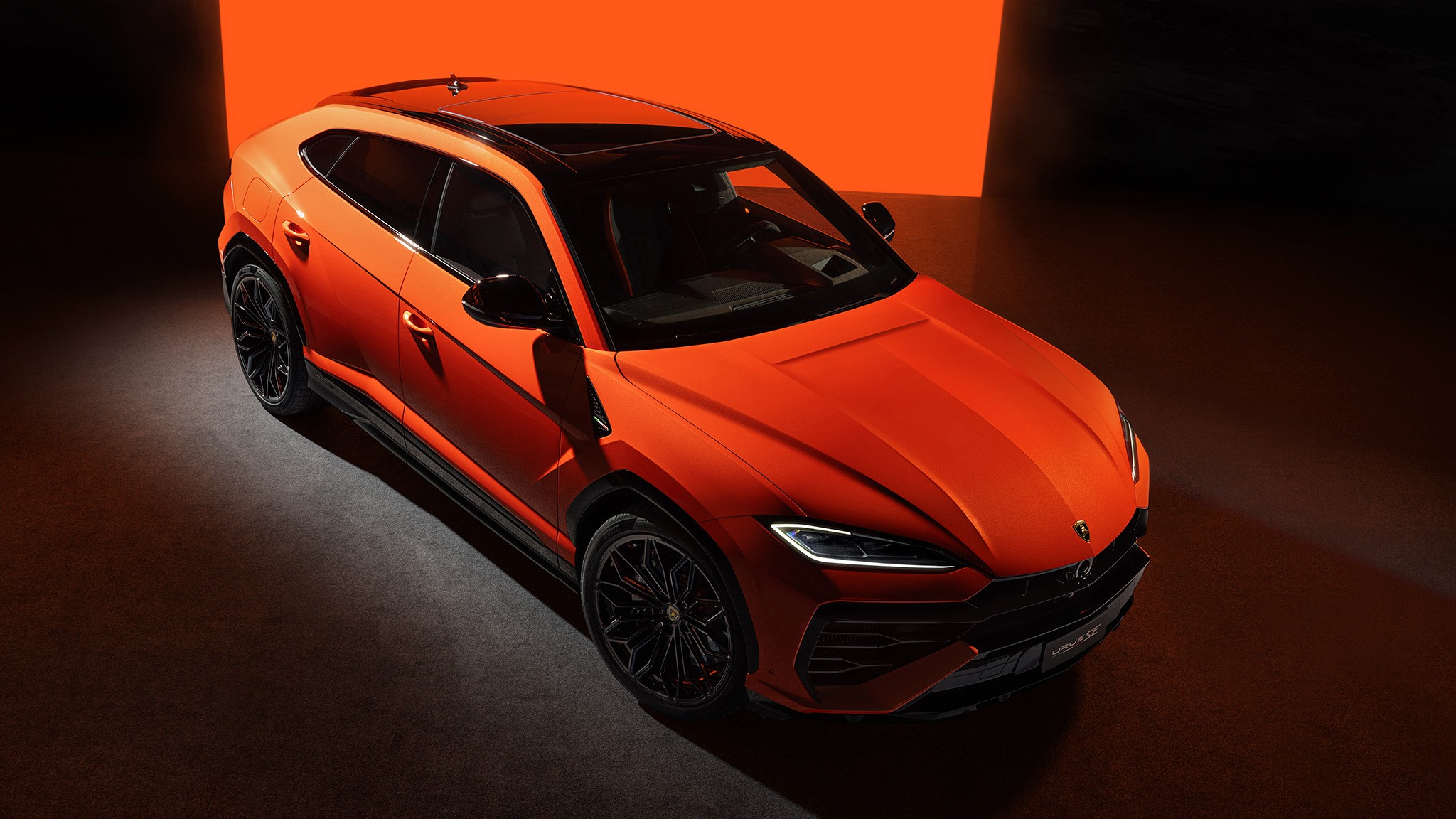 2024 Lamborghini Urus SE plug in hybrid SUV 77