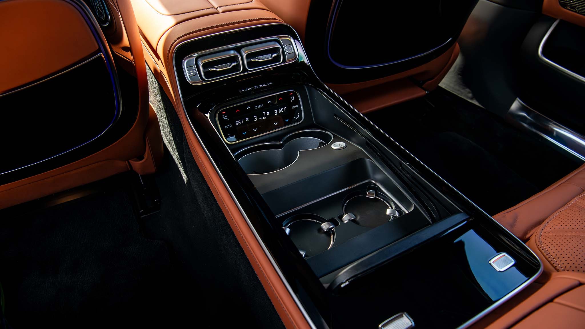 015 2024 Mercedes Maybach S680