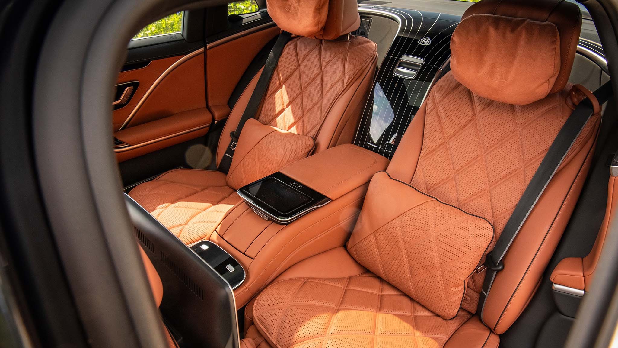 028 2024 Mercedes Maybach S680