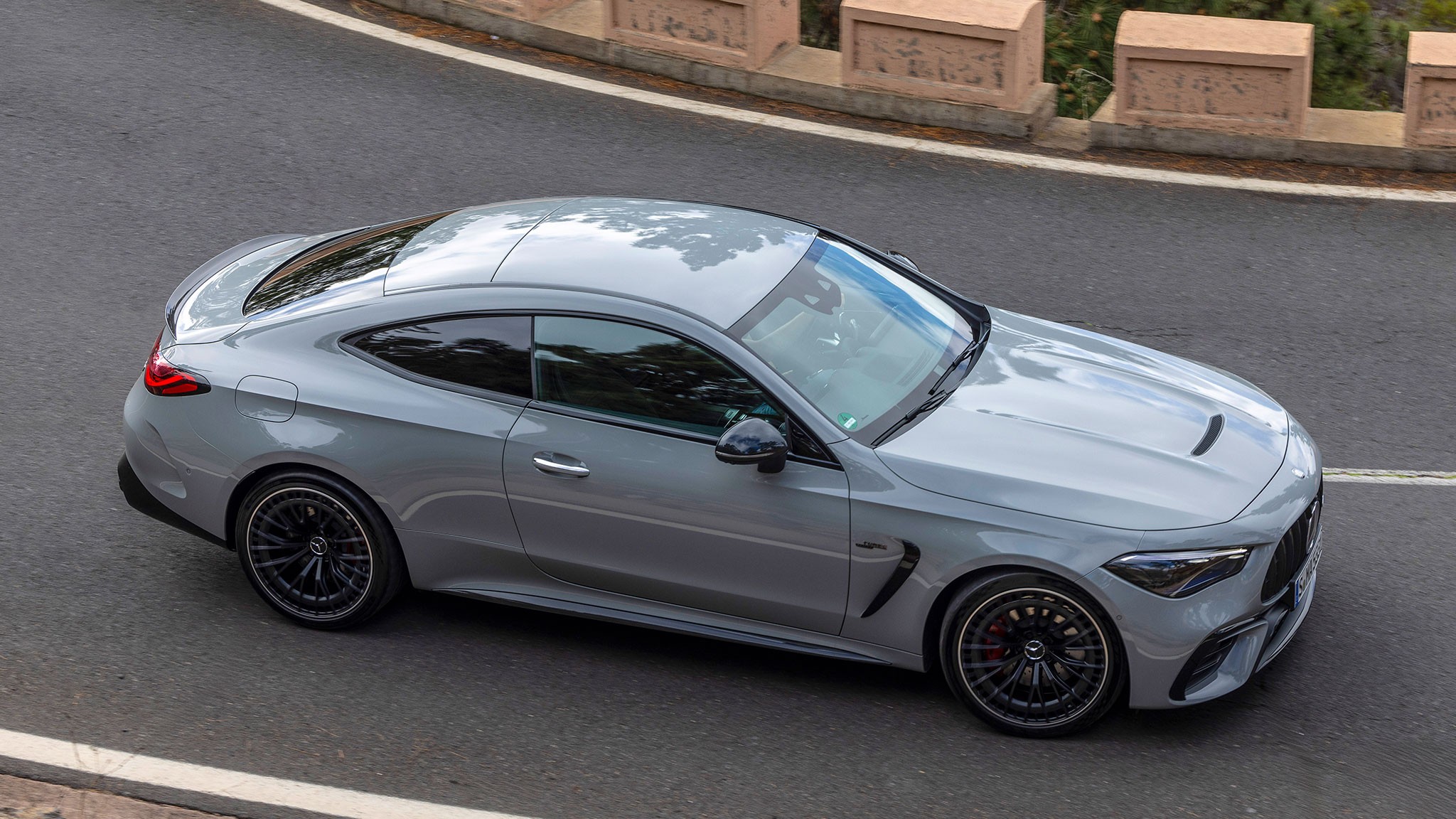 13 2024 mercedes amg cle53 couple