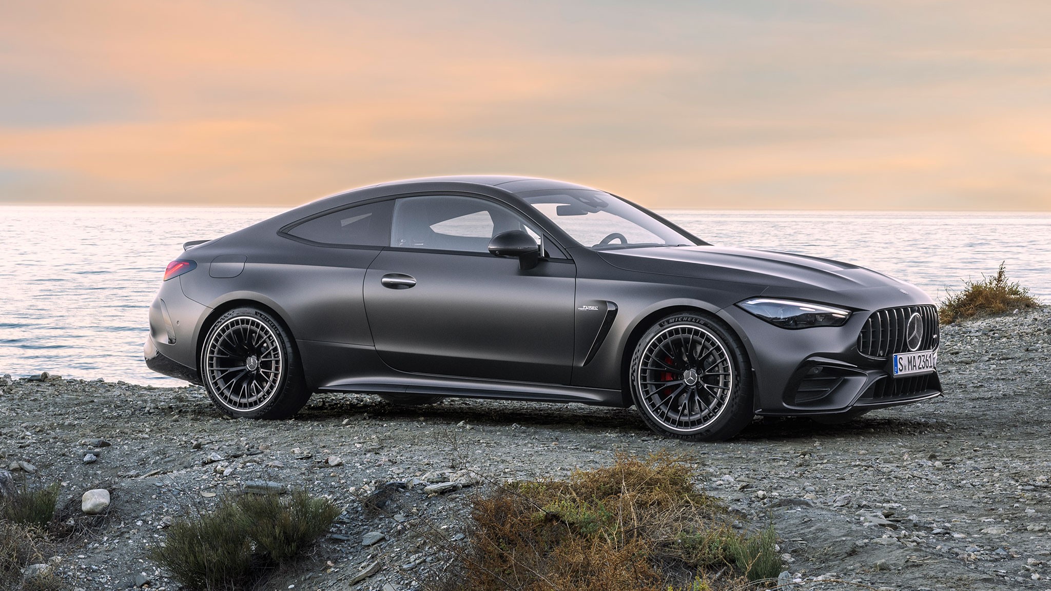 05 2024 mercedes amg cle53 couple