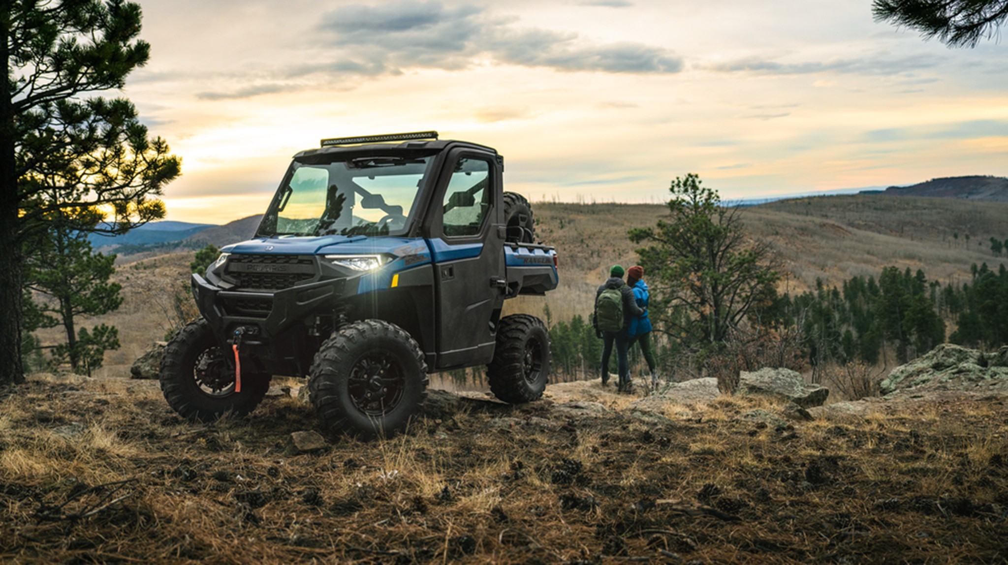 2025 orv rgr xp 1000 northstar ultimate blue slate metallic image lifestyle POL10876 17623