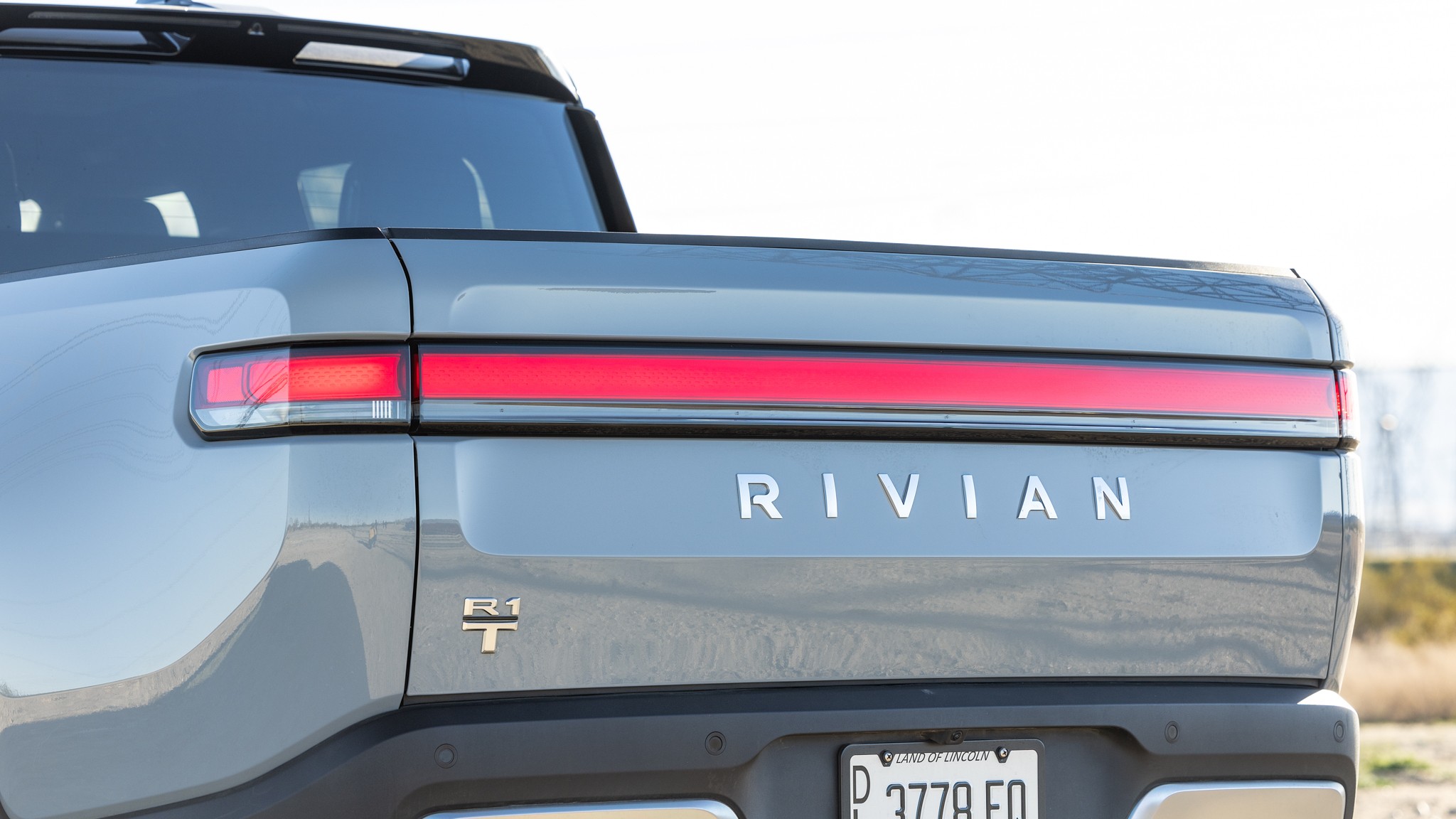 010 2024 Rivian R1T Dual Motor rear view