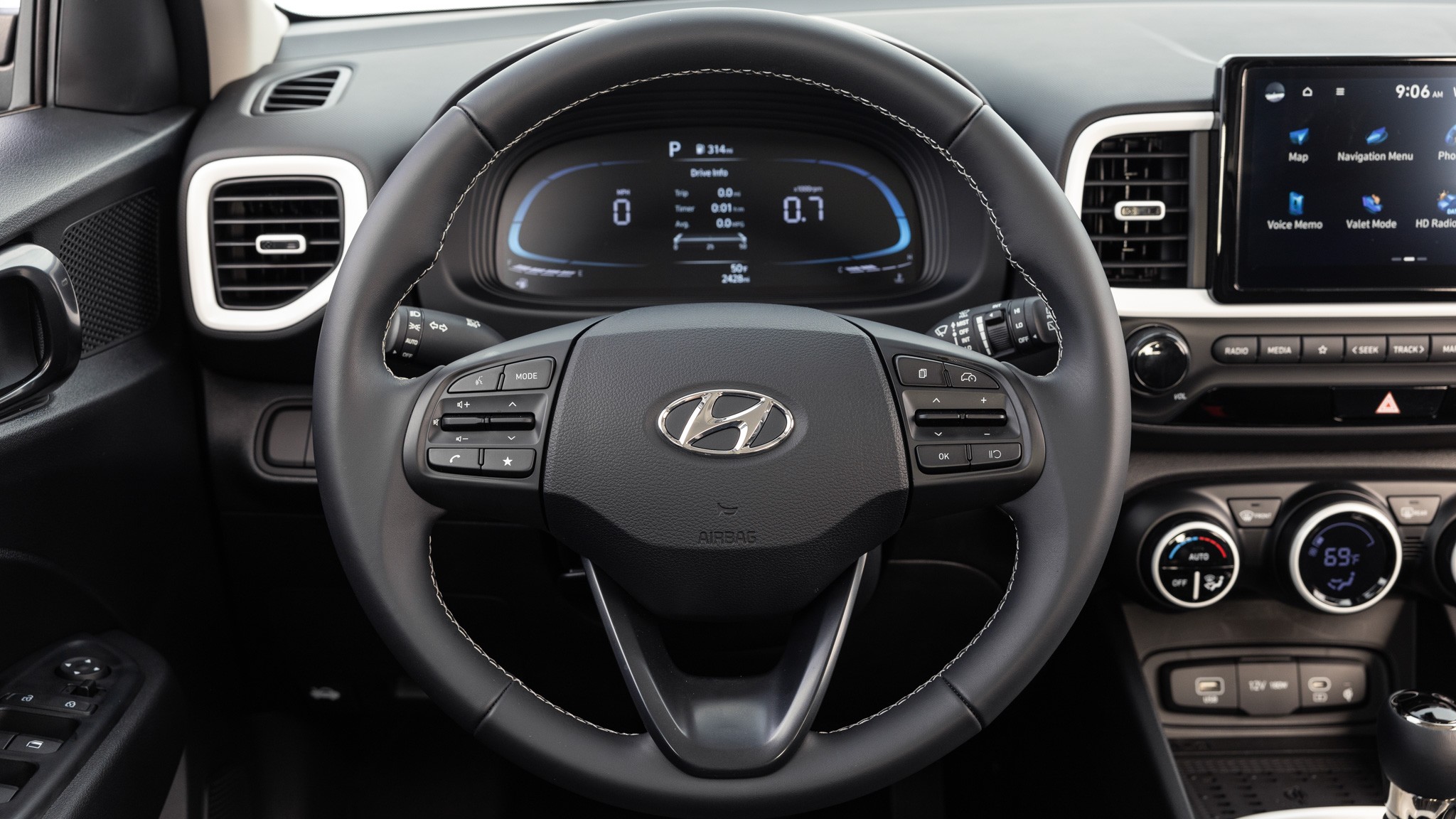 006 2024 Hyundai Venue