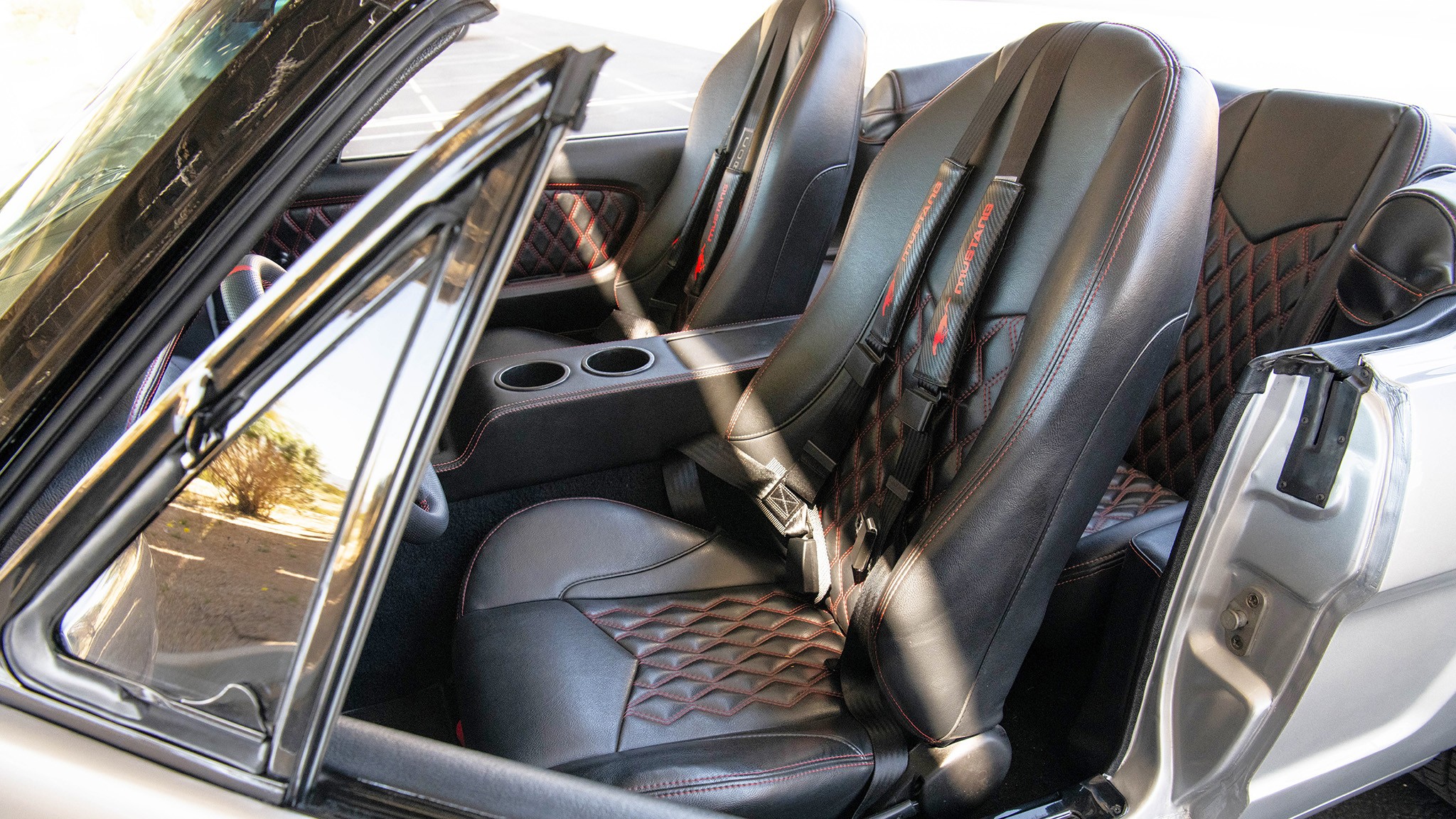 009 1966 ford mustang convertible interior