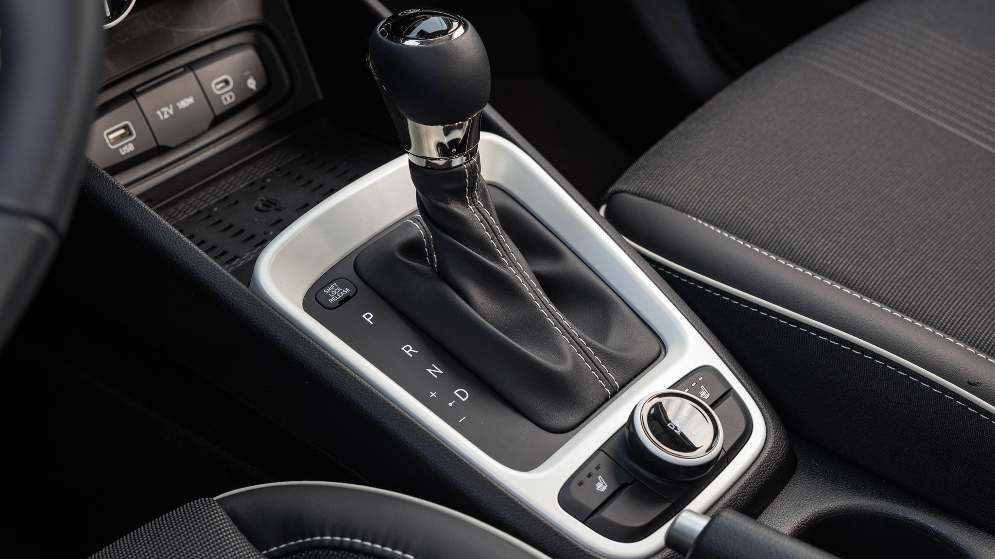 009 2024 Hyundai Venue