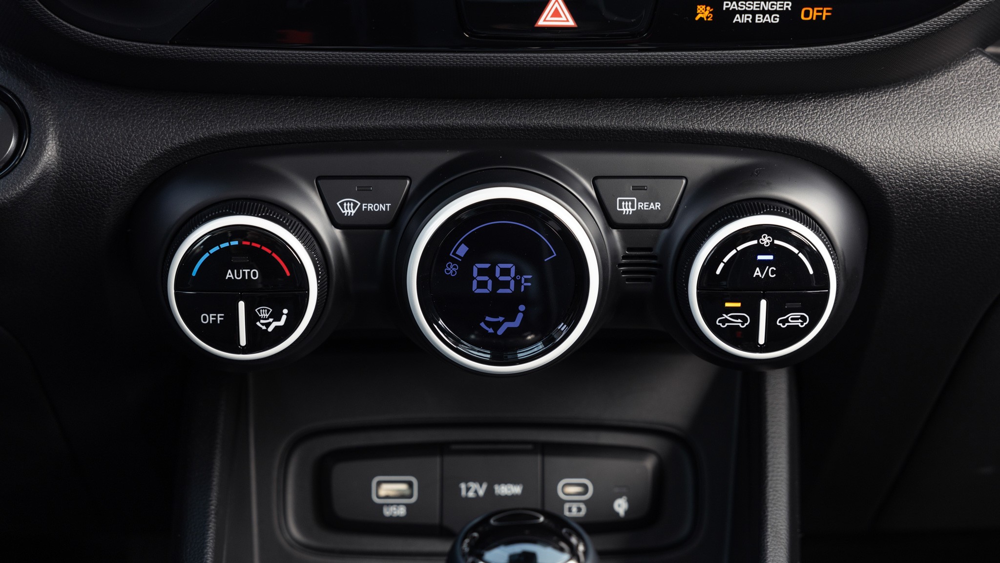 011 2024 Hyundai Venue