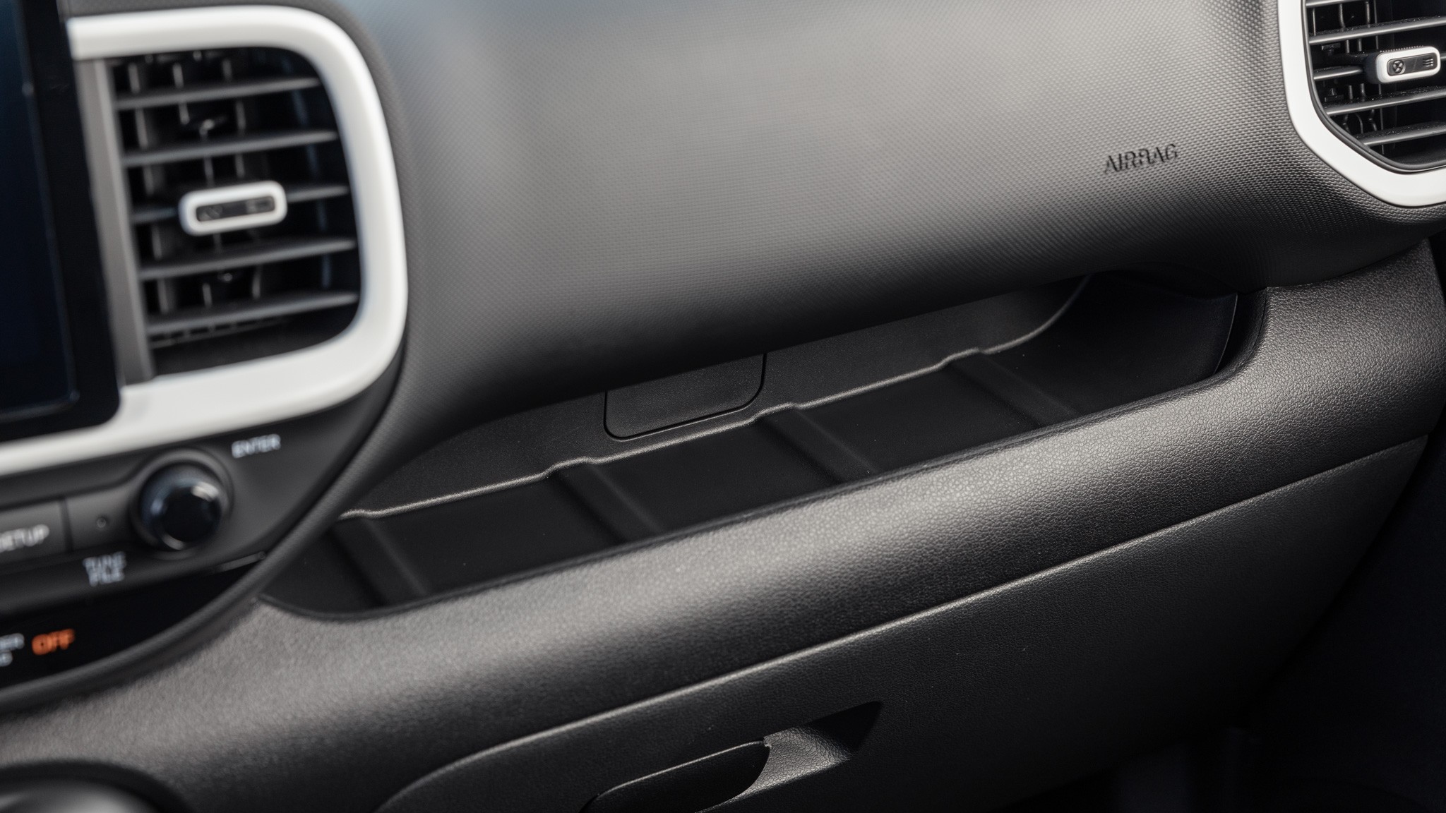 012 2024 Hyundai Venue