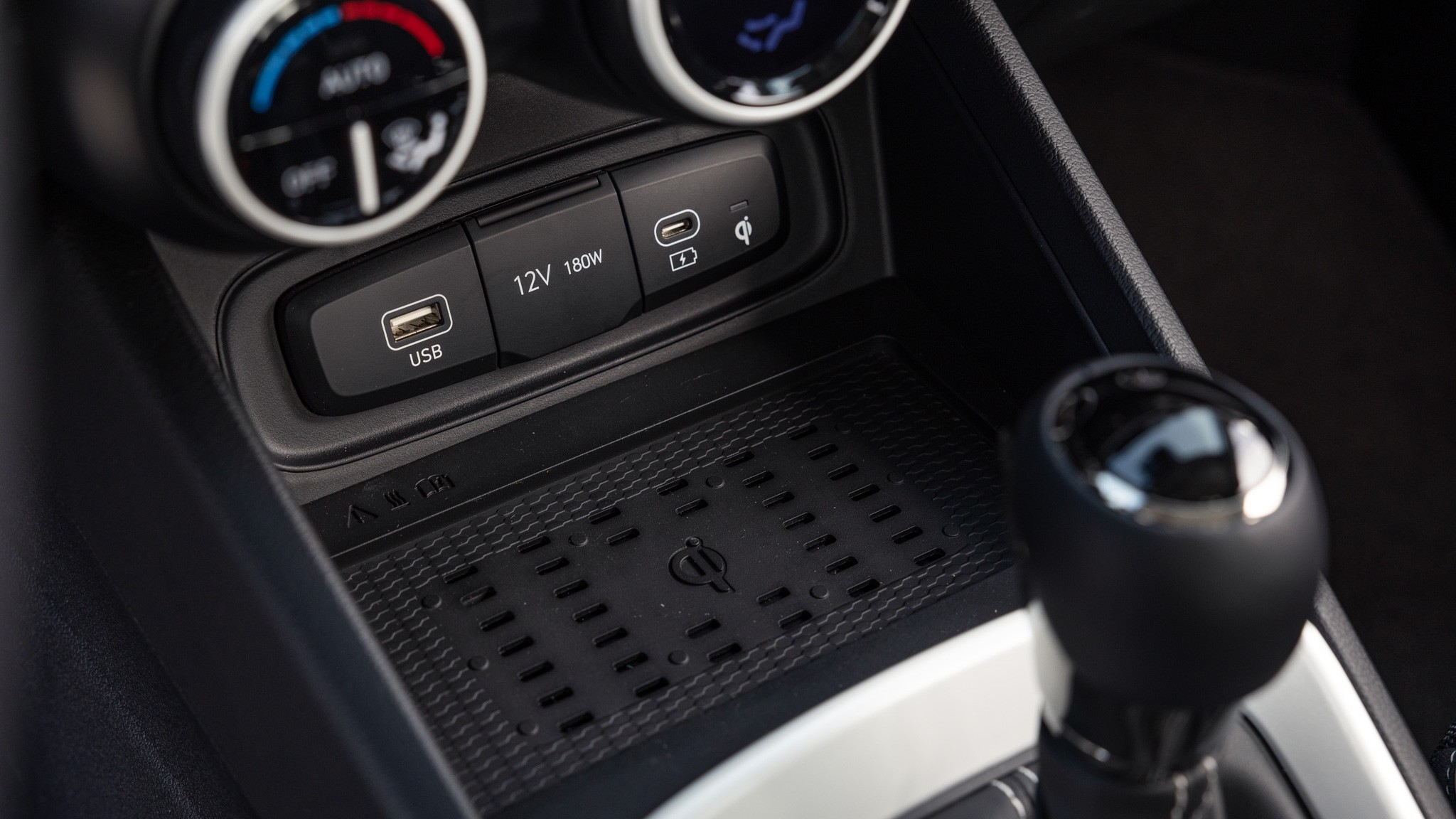 015 2024 Hyundai Venue