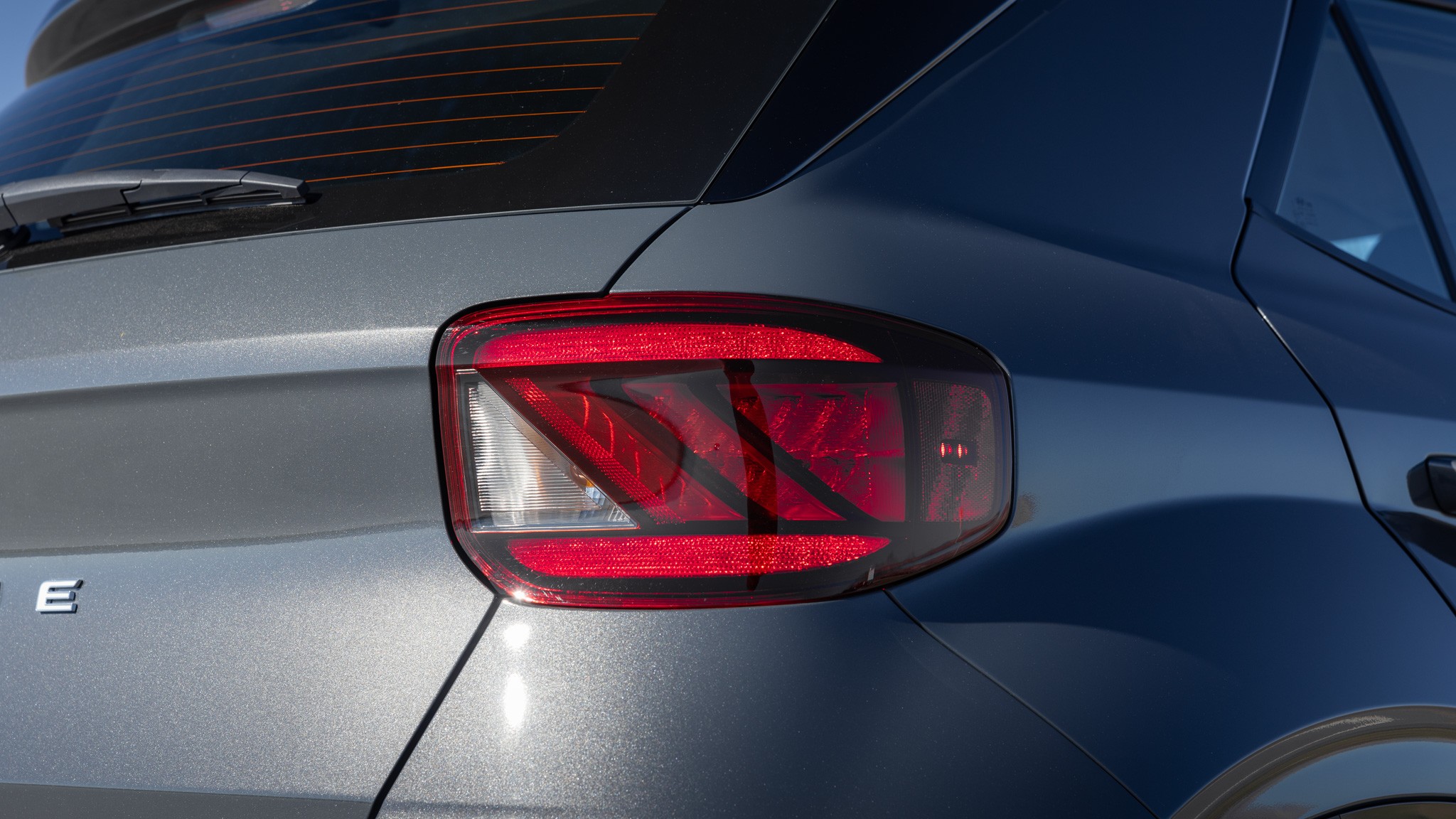 028 2024 Hyundai Venue tailight