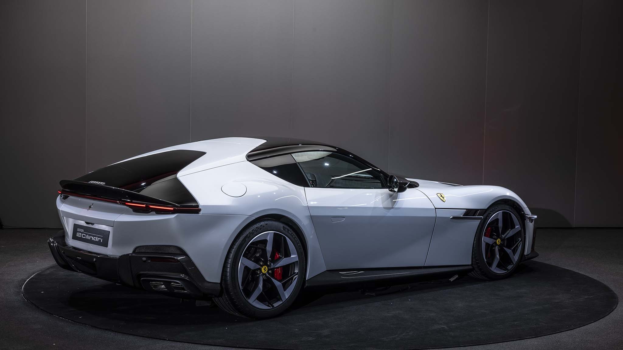 011 2025 ferrari 12cilindri first look review