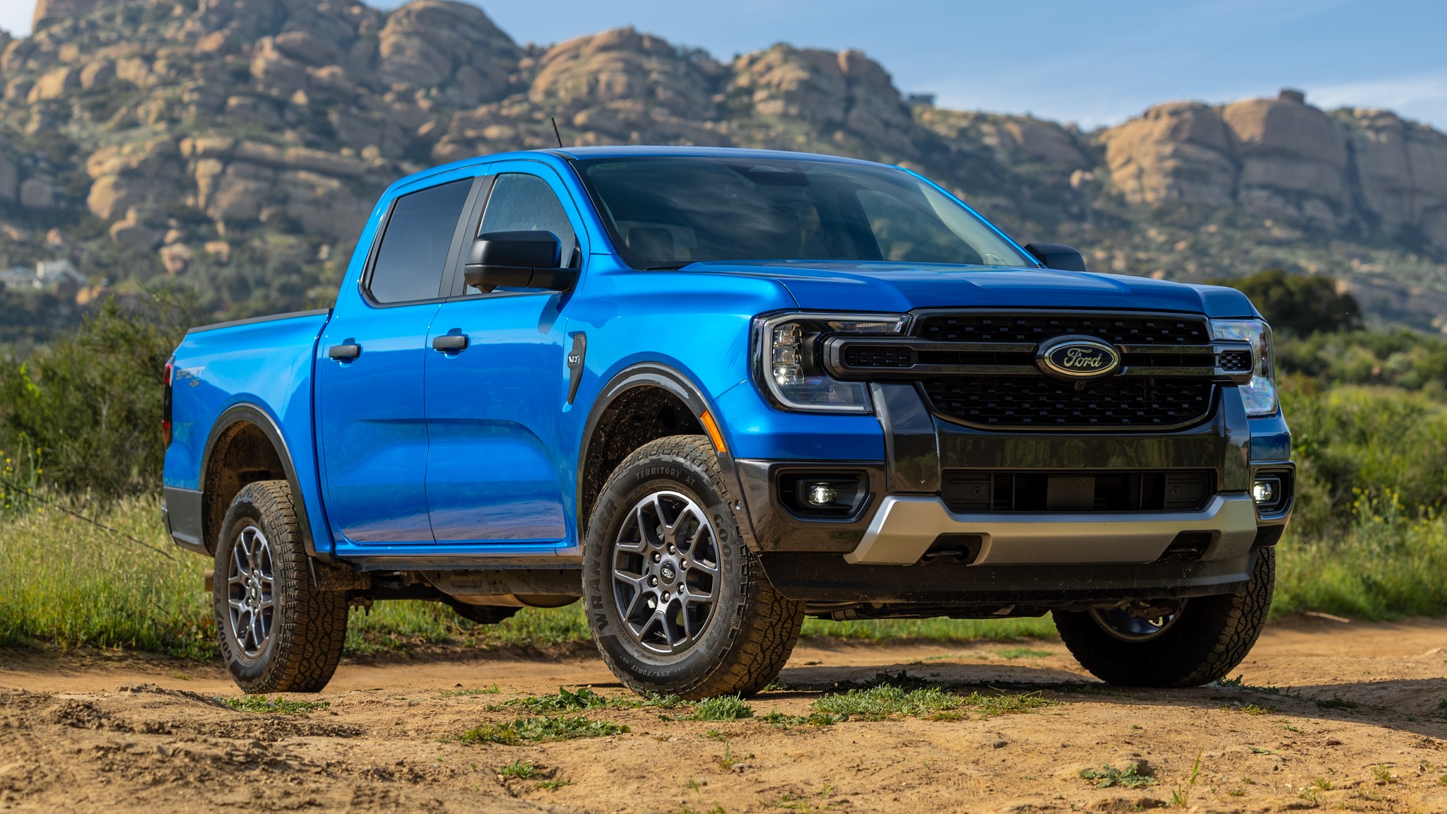 001 2024 Ford Ranger XLT Lead