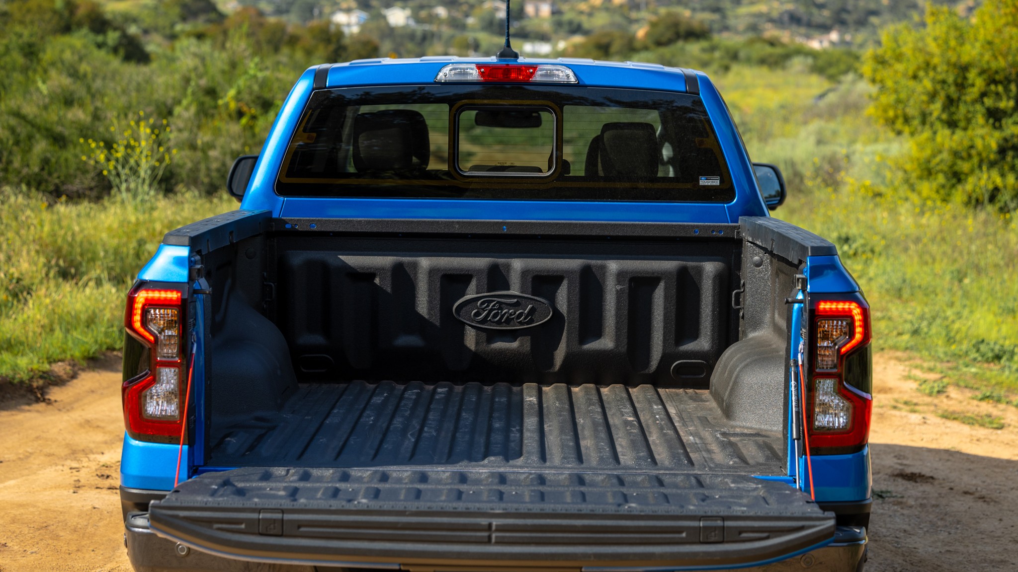 037 2024 Ford Ranger XLT truck bed