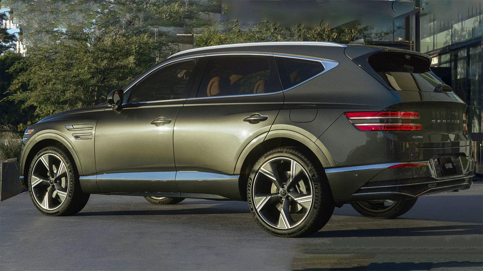 2025 Genesis GV80 gallery 13