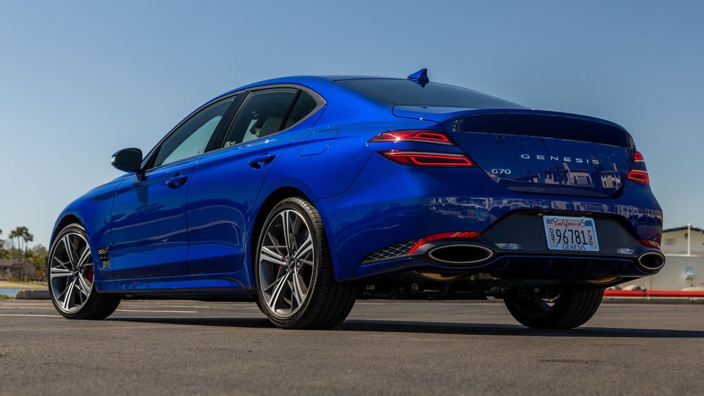 003 2024 Genesis G70 Rear Quarter