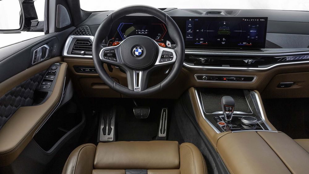 025 2024 BMW X5 M Competiition interior