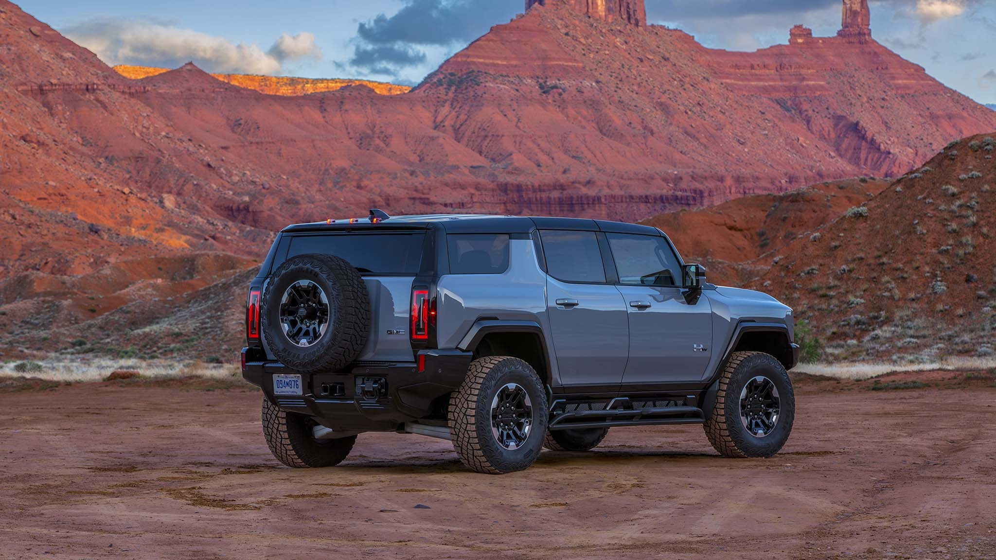 010 2024 gmc hummer ev suv first off road drive