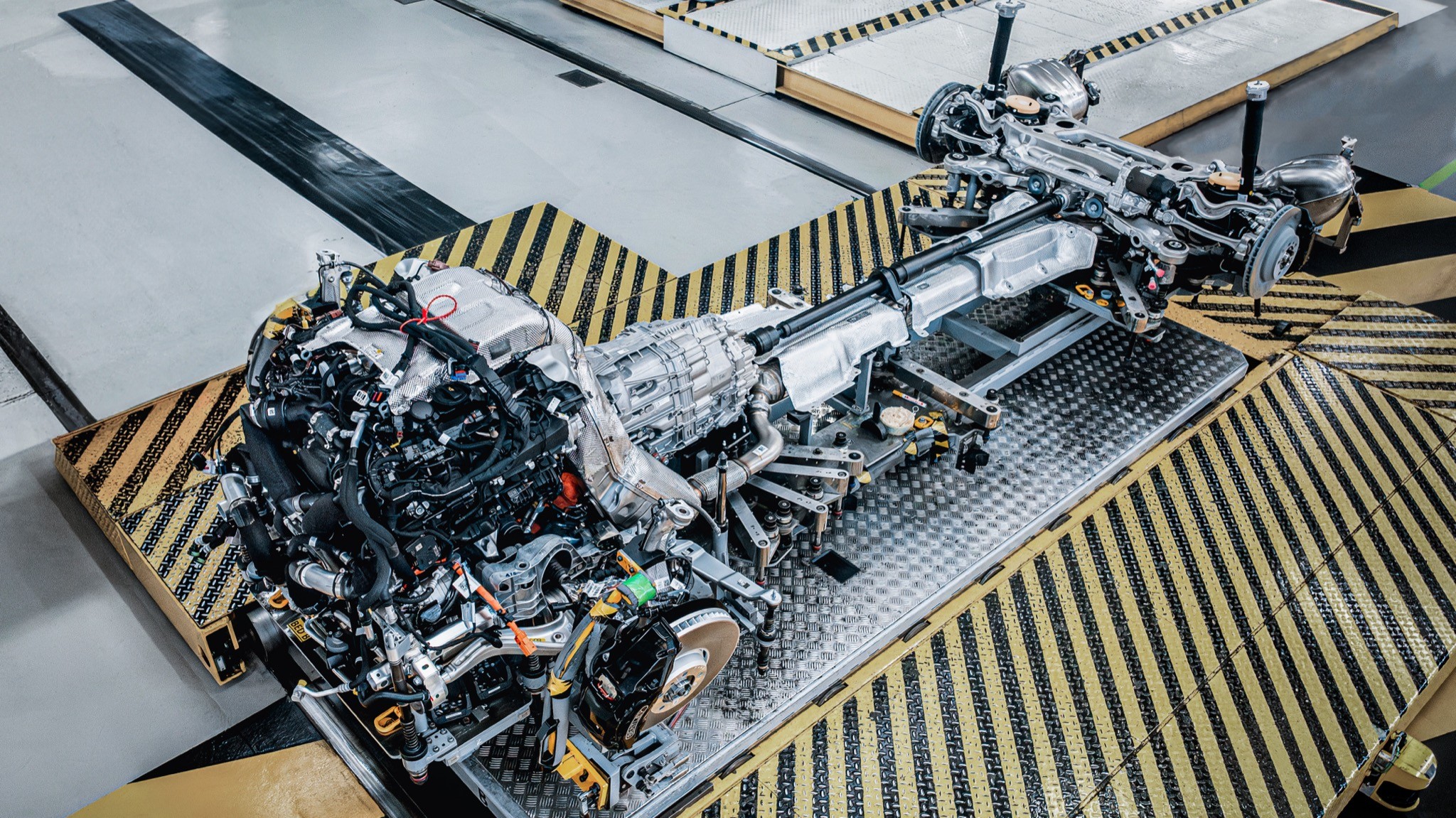 bentley ultra performance hybrid v 8 phev 1