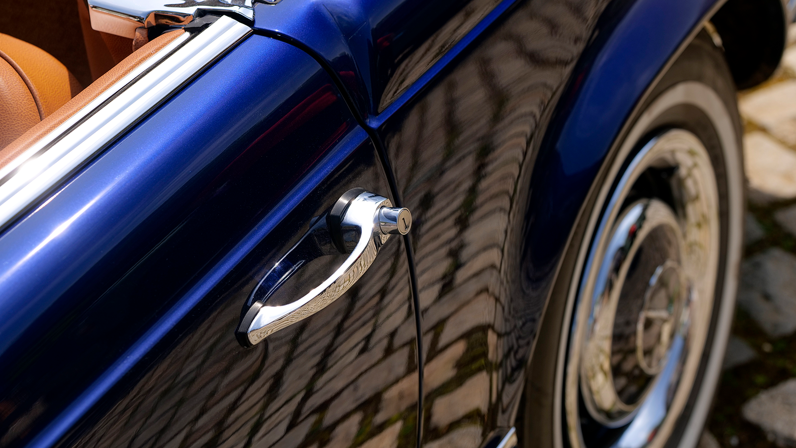 2025 Electric Mercedes Benz SL Pagoda by Everrati 18